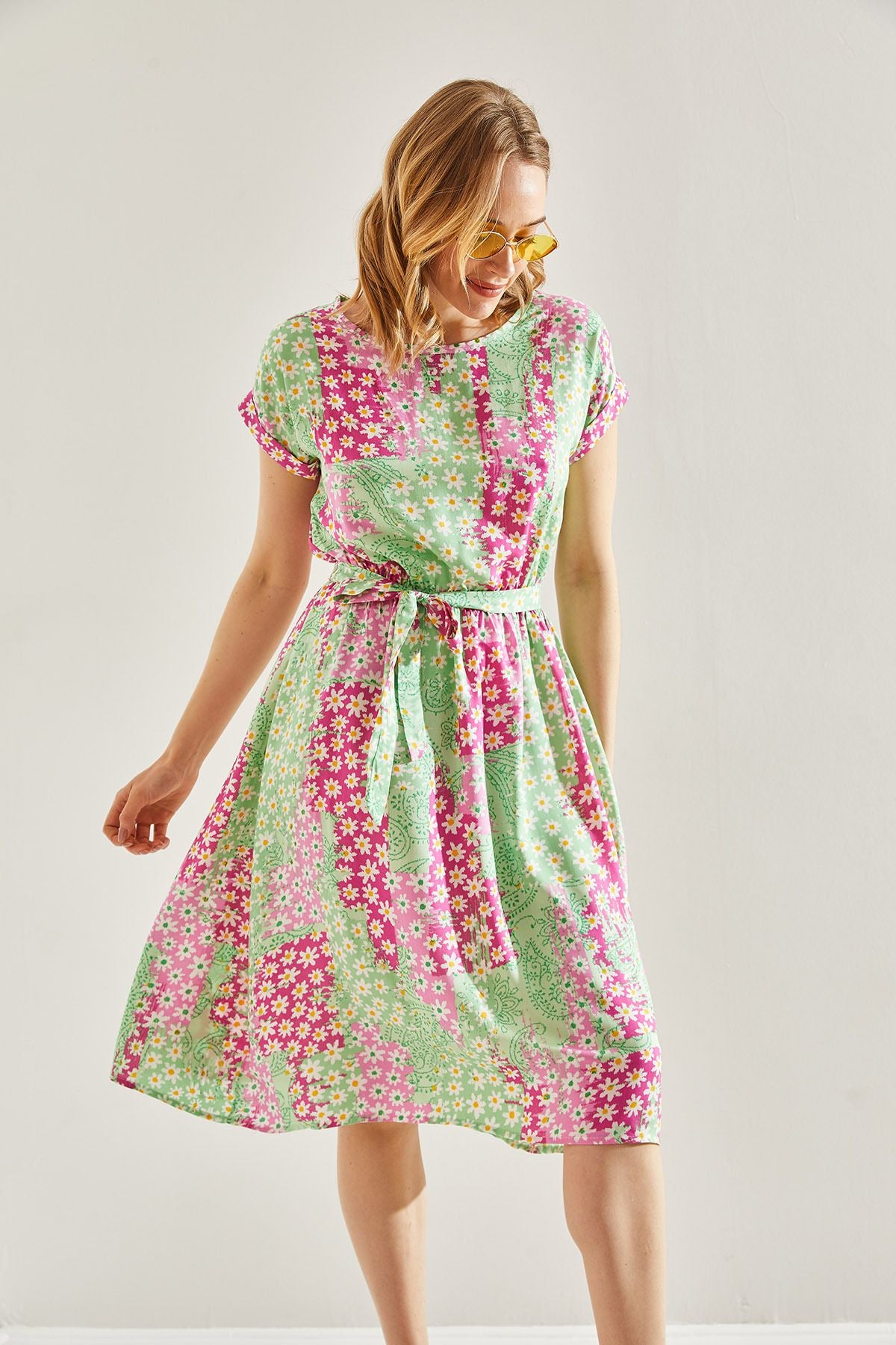 Female belt patterned viscose dress 60221003