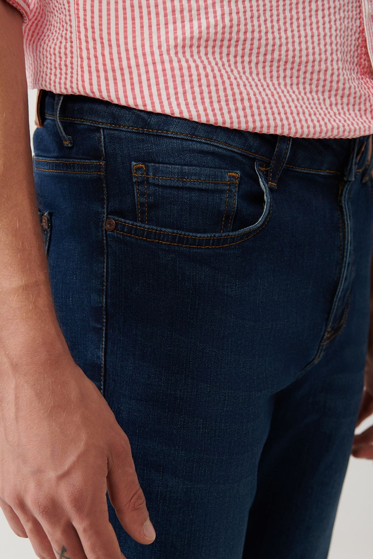 Men's Dark Blue Obedness Washing Flexible Jean Pants B003510