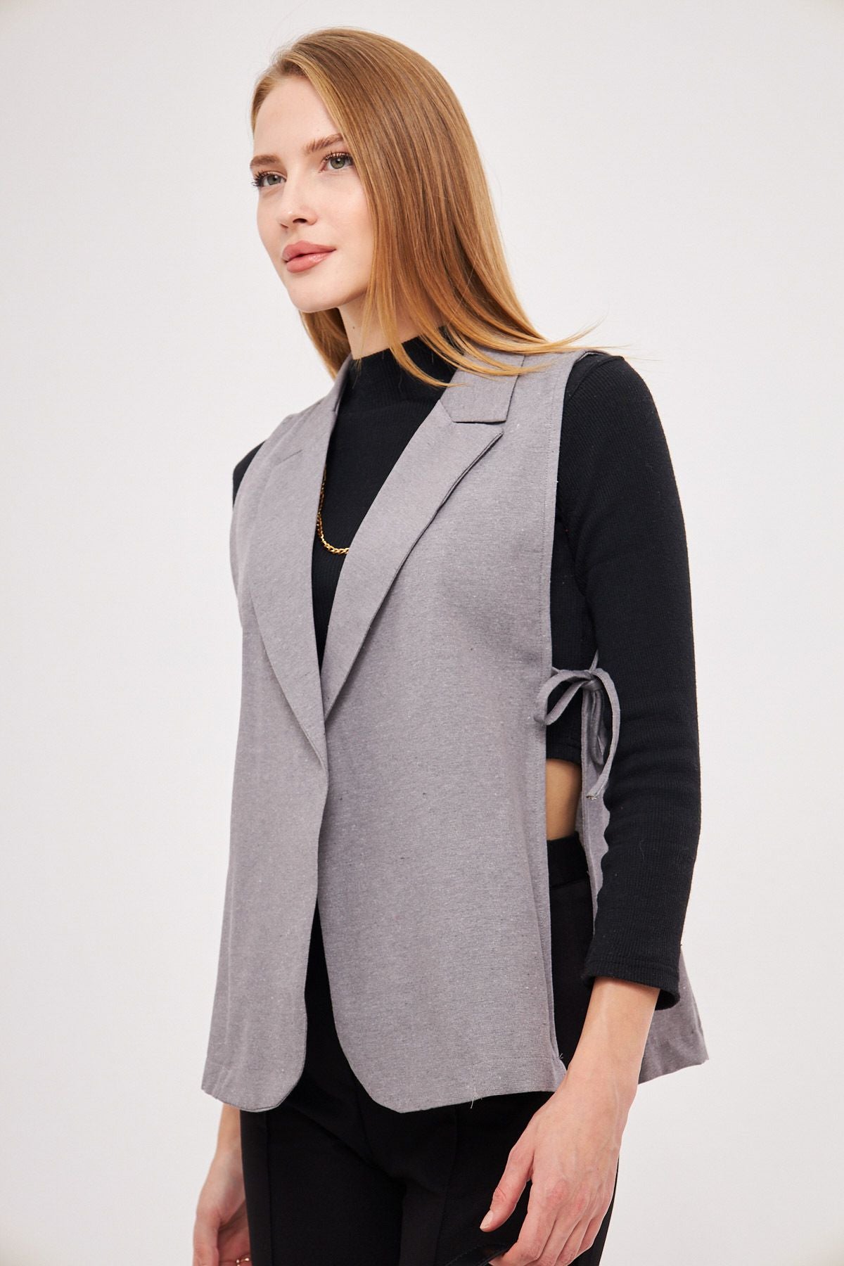 Female Gray Men's collar side-binding vest ARM-25K001007