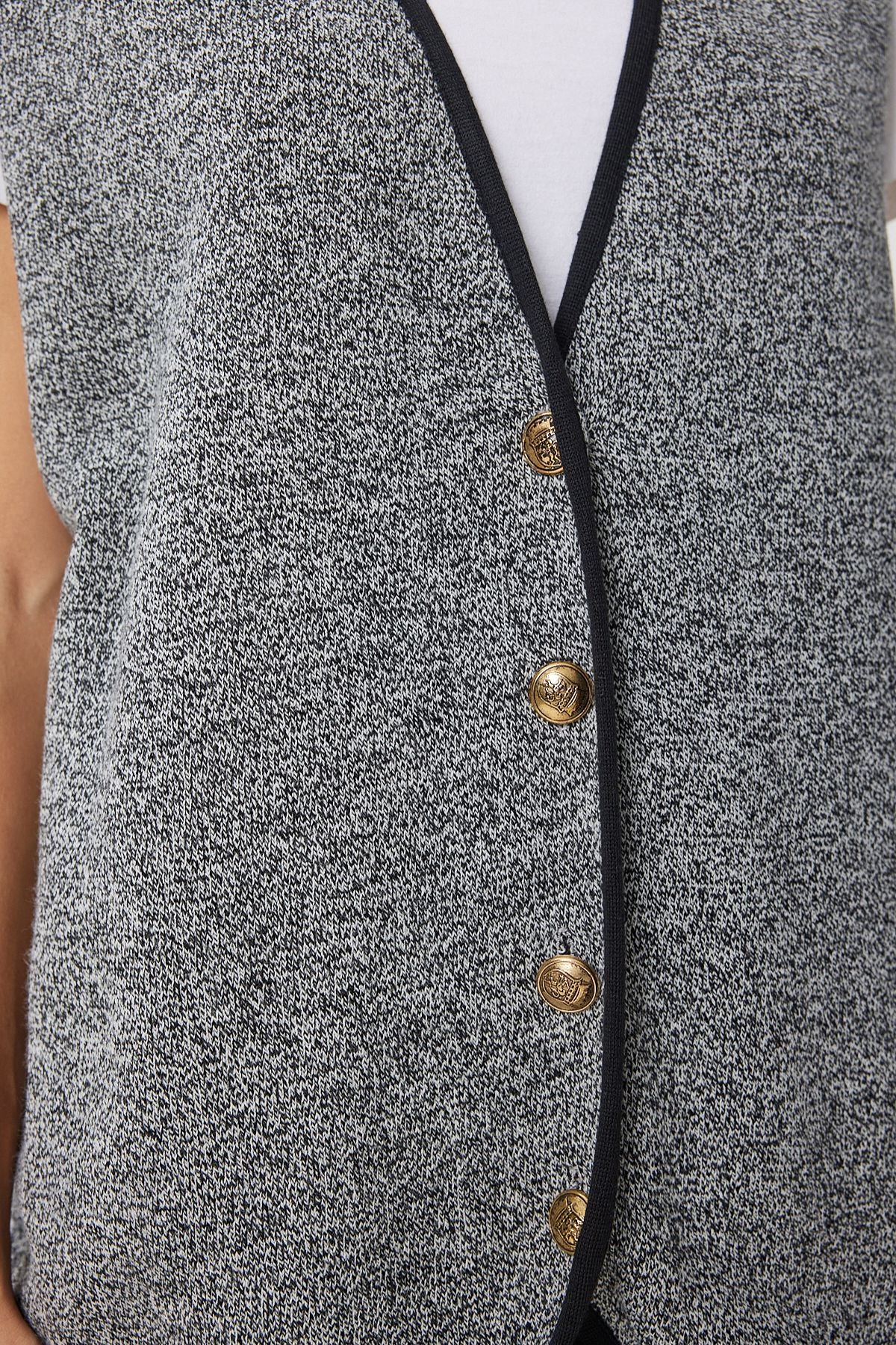 Woman Dark Gray button knitwear vest US00928