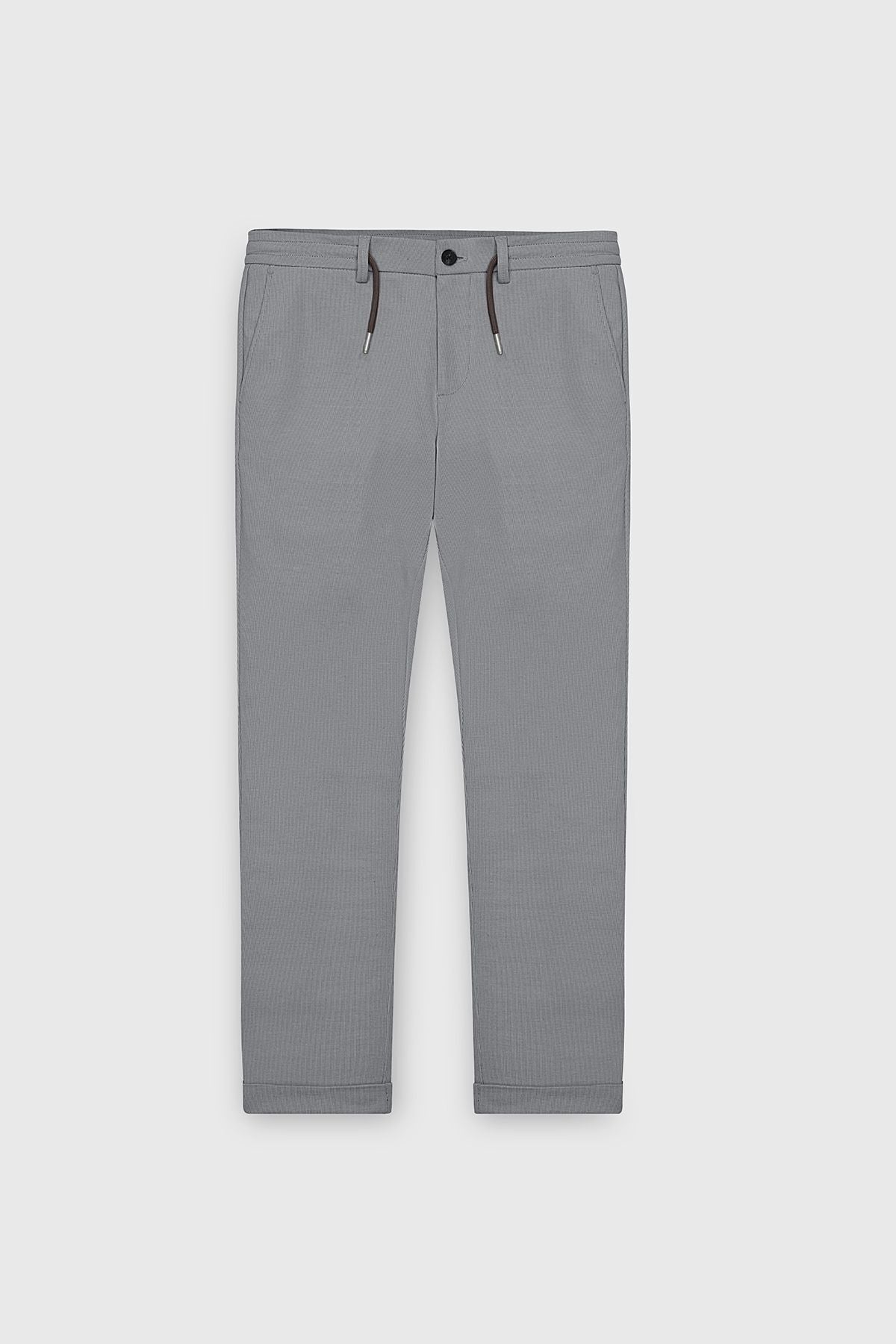 Men's gray slim fit narrow cutting side pocket with waist tied jogger pants