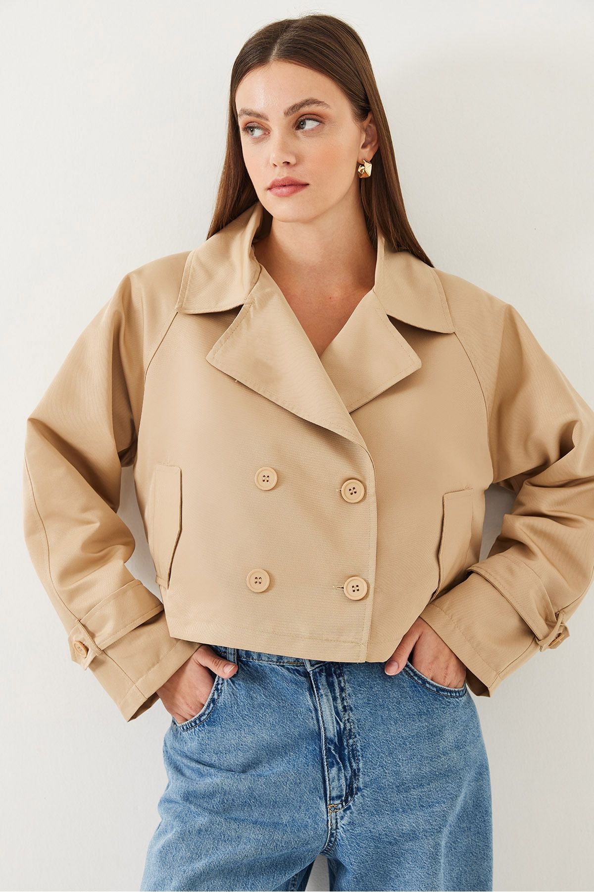 Female menstrual arm detailed short trench coat 2431 60351025