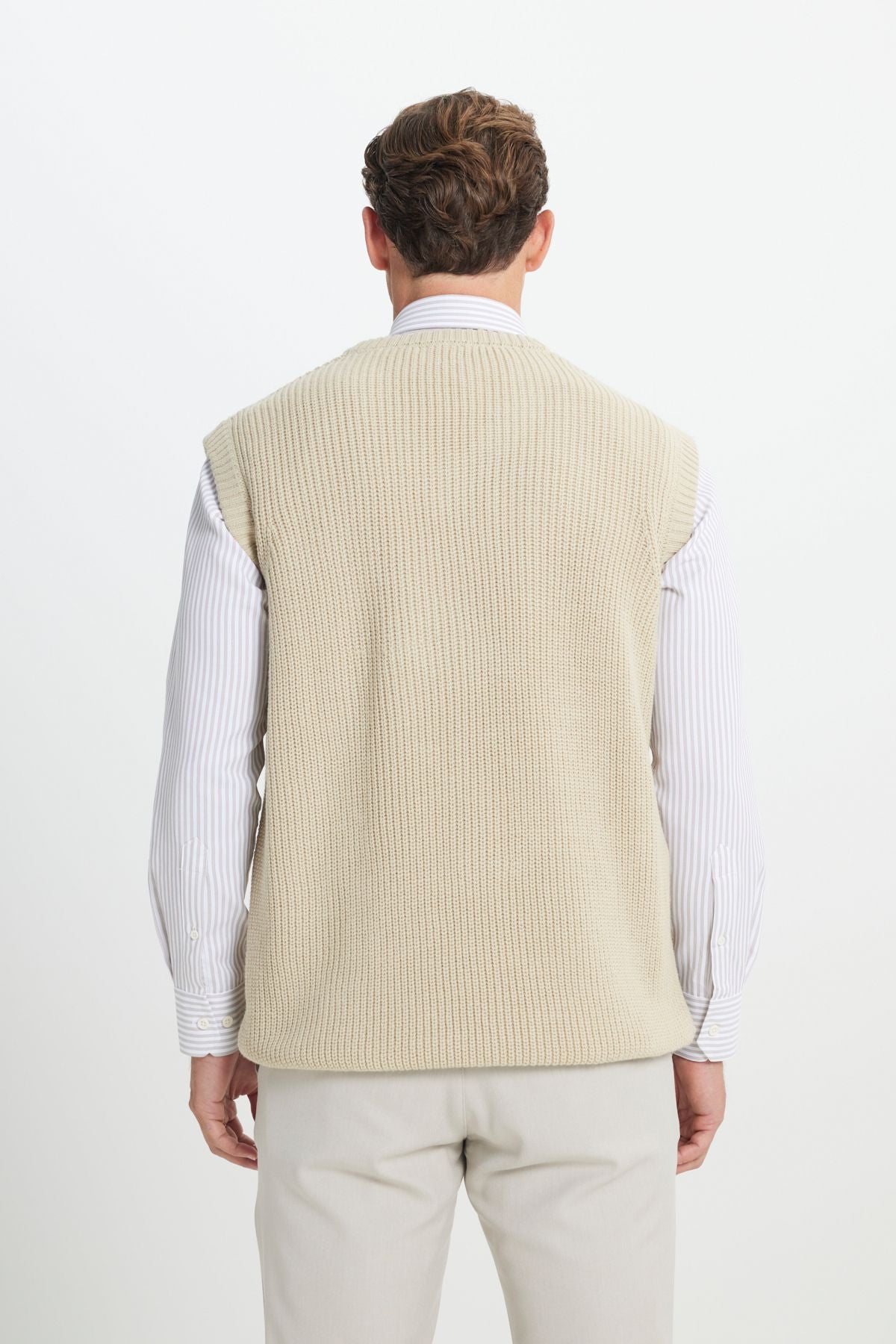 Men's Beige Standard Fit Normal Cut V -neck knitwear sweater