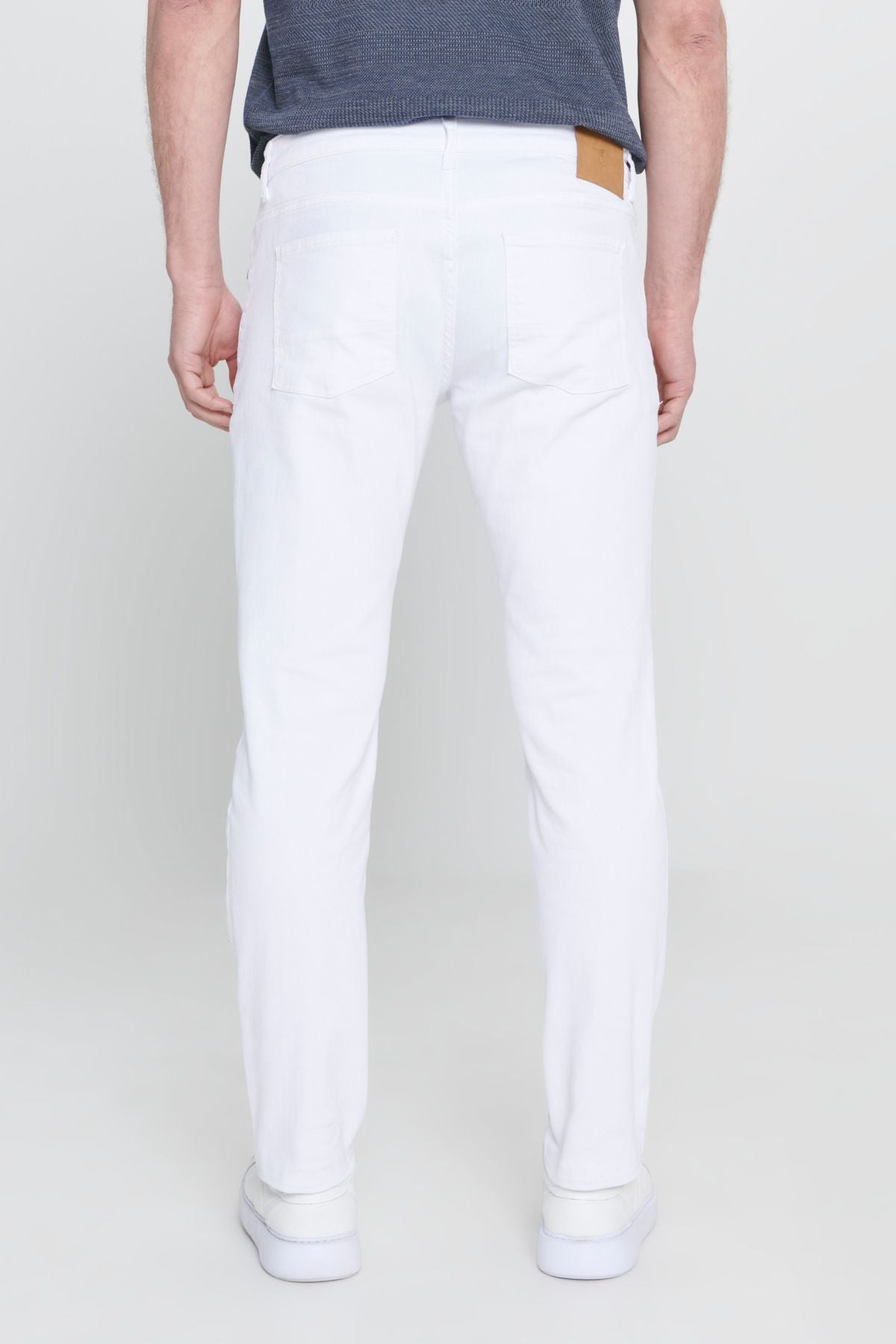 Men's white 360 degrees stretching in all directions slim fit narrow cut diagonal patterned pants