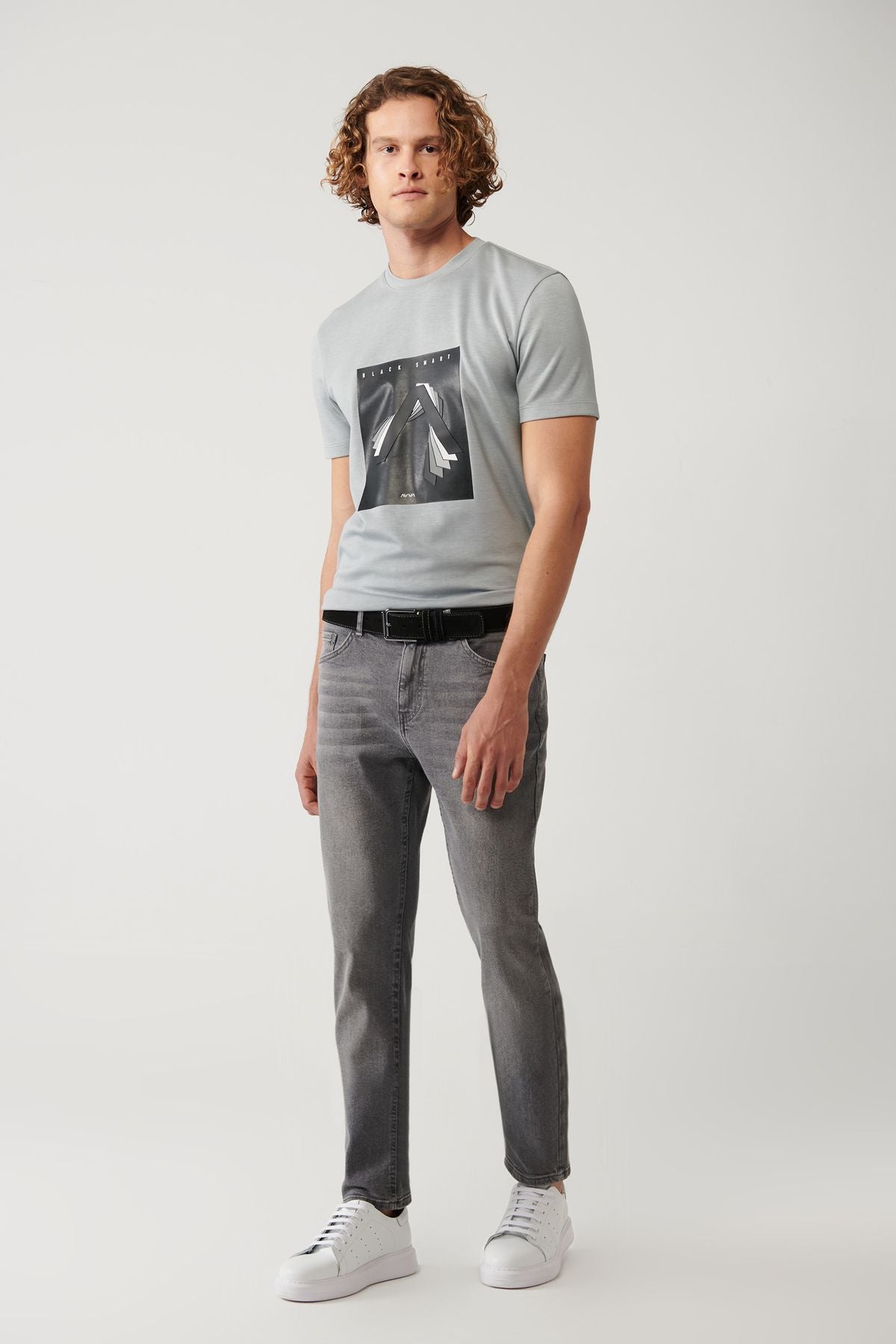 Men's Gray Obedness Washing Flexible Jean Pants B003508