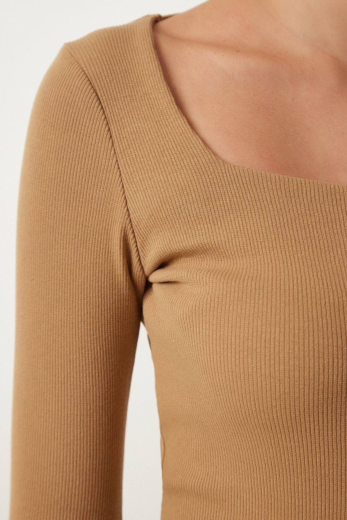 Female Brown Biscuit Square Neck 2 Plot Knitting Blouse GT00056