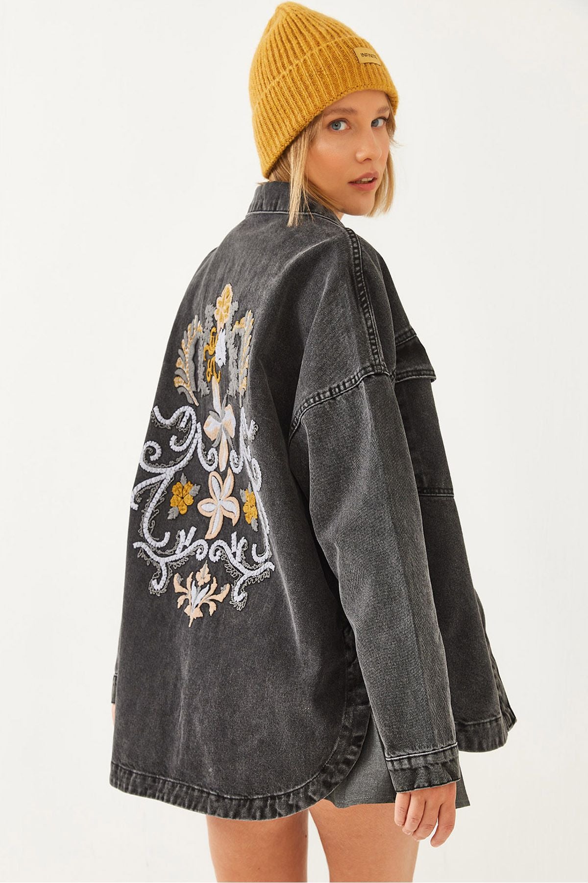 Women's Embroidered Jacket 60351058