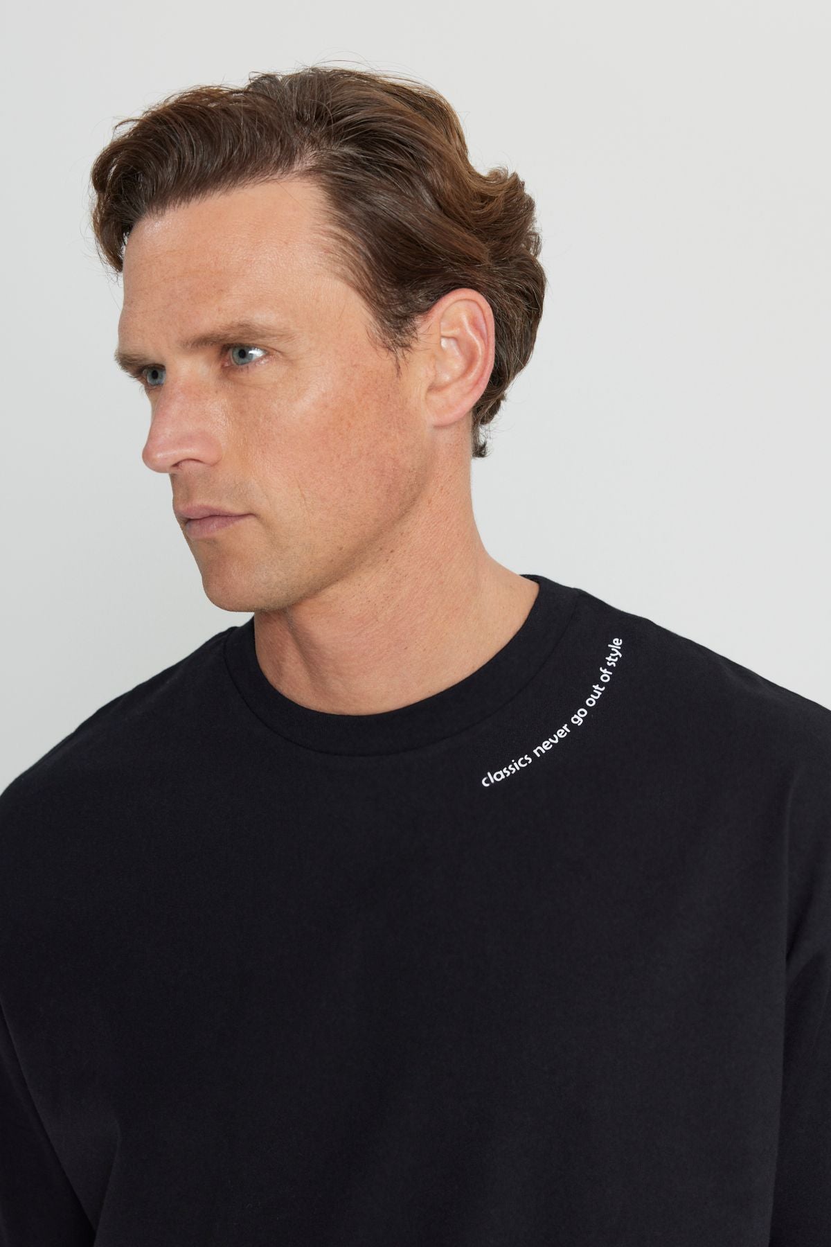 Men's black 100 %cotton overlooking fit comfortable cut bike collar printed T -shirt