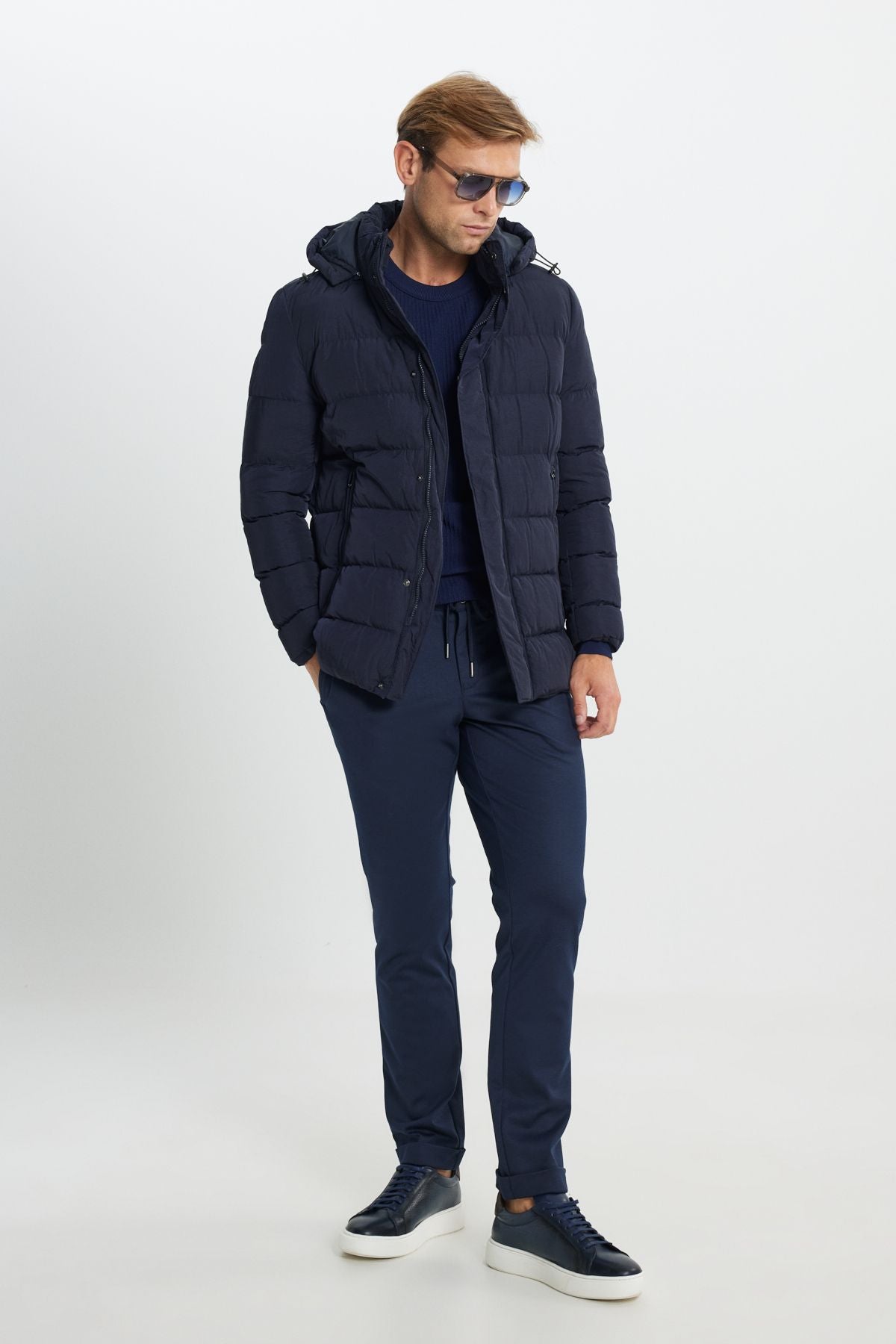 Men's dark navy blue standard fit normal cutting out of the hooded collar side pocket coat