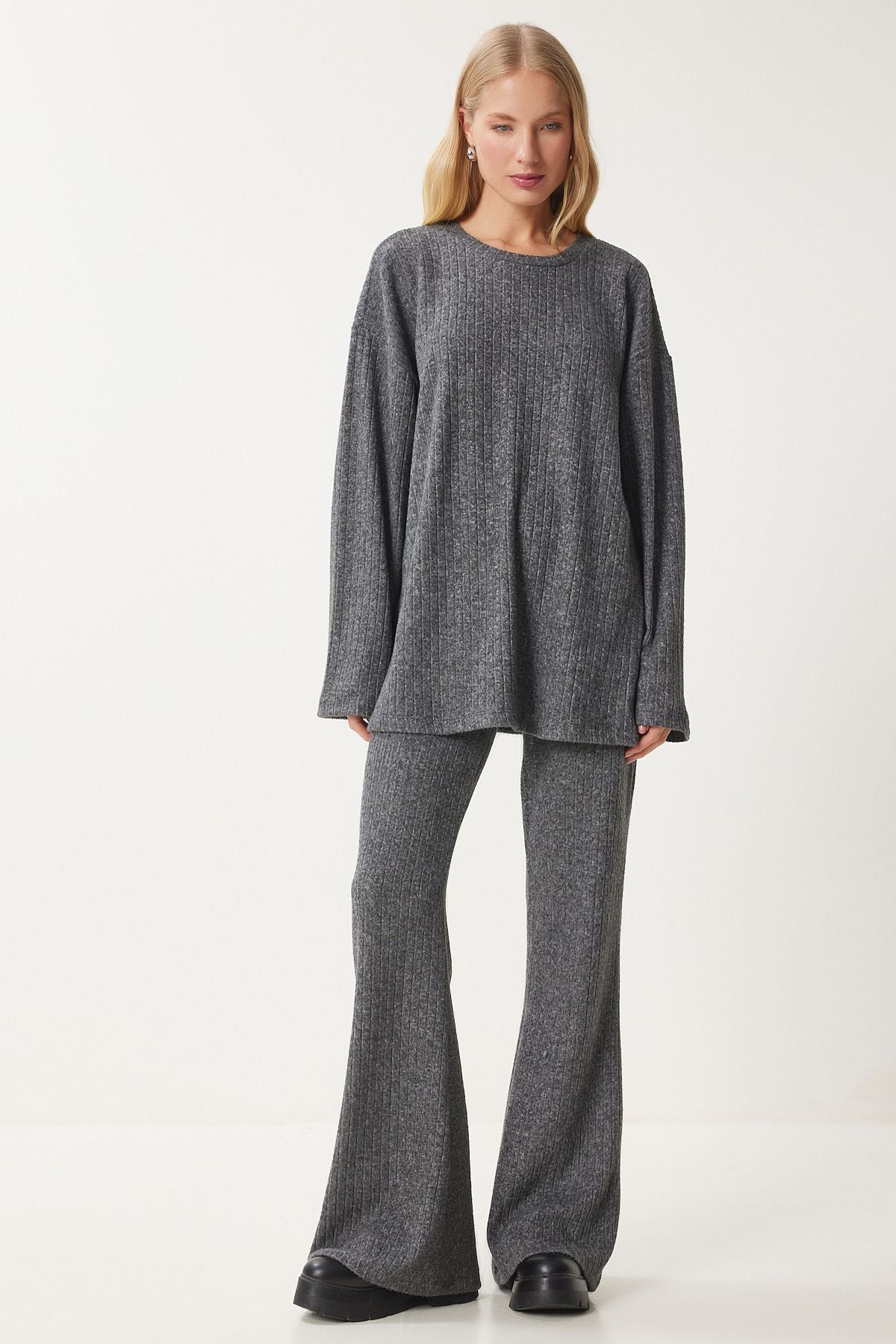 Woman anthracite comfortable wick knitted blouse trousers set RG00047