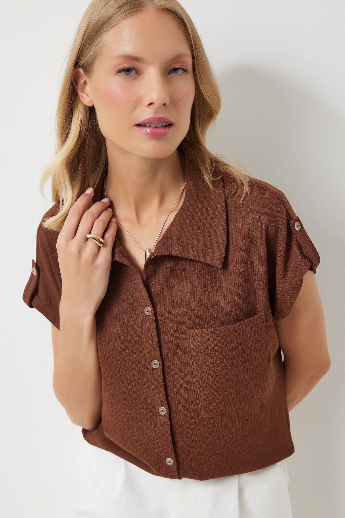 Female Brown Pocket Casual Knitting Shirt DD01325