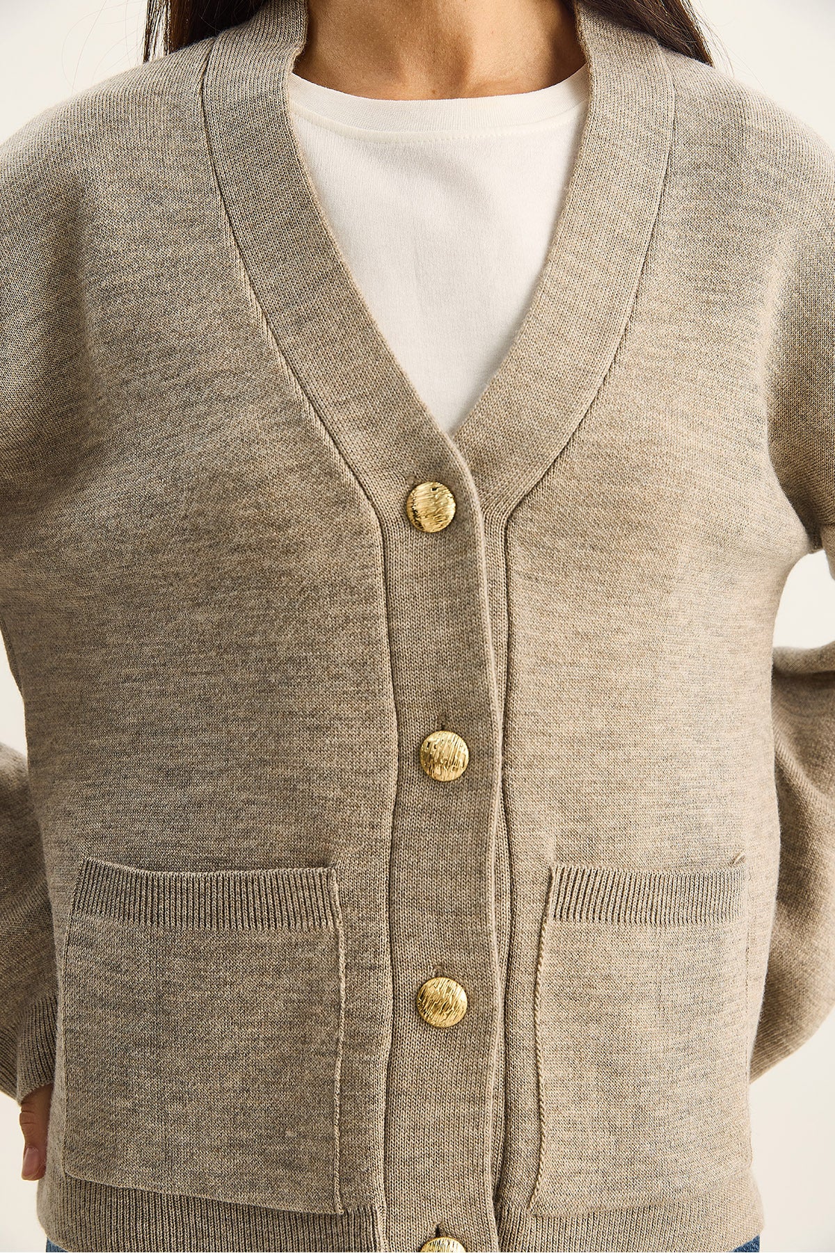 Women's Buttoned Pocket Detailed V-Neck Long Sleeve Knitwear Cardigan TH251059 60283799