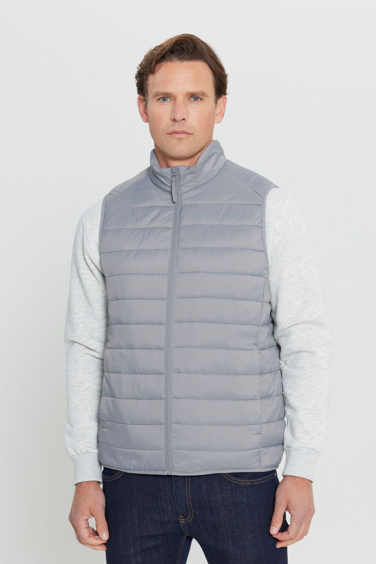 Men's gray swell