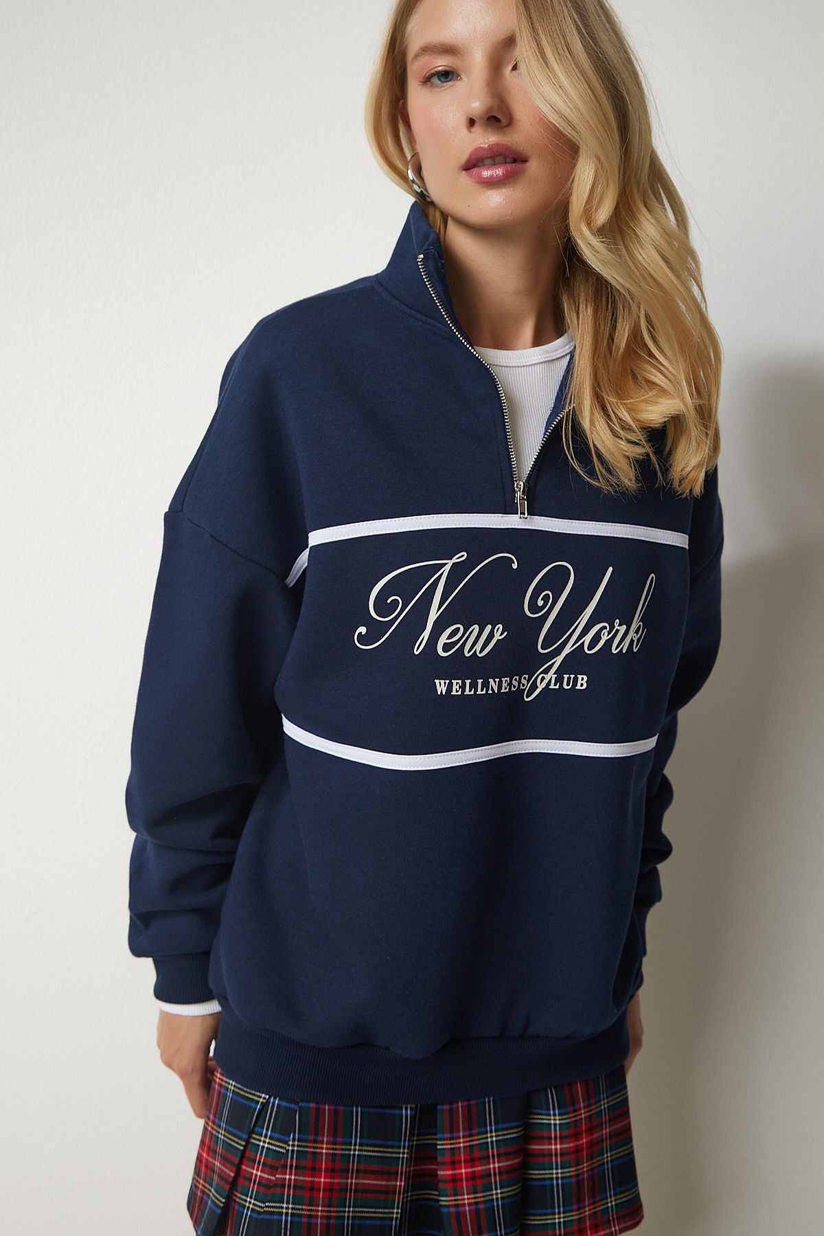 Women's Navy Blue Zippered Sweatshirt UB00168