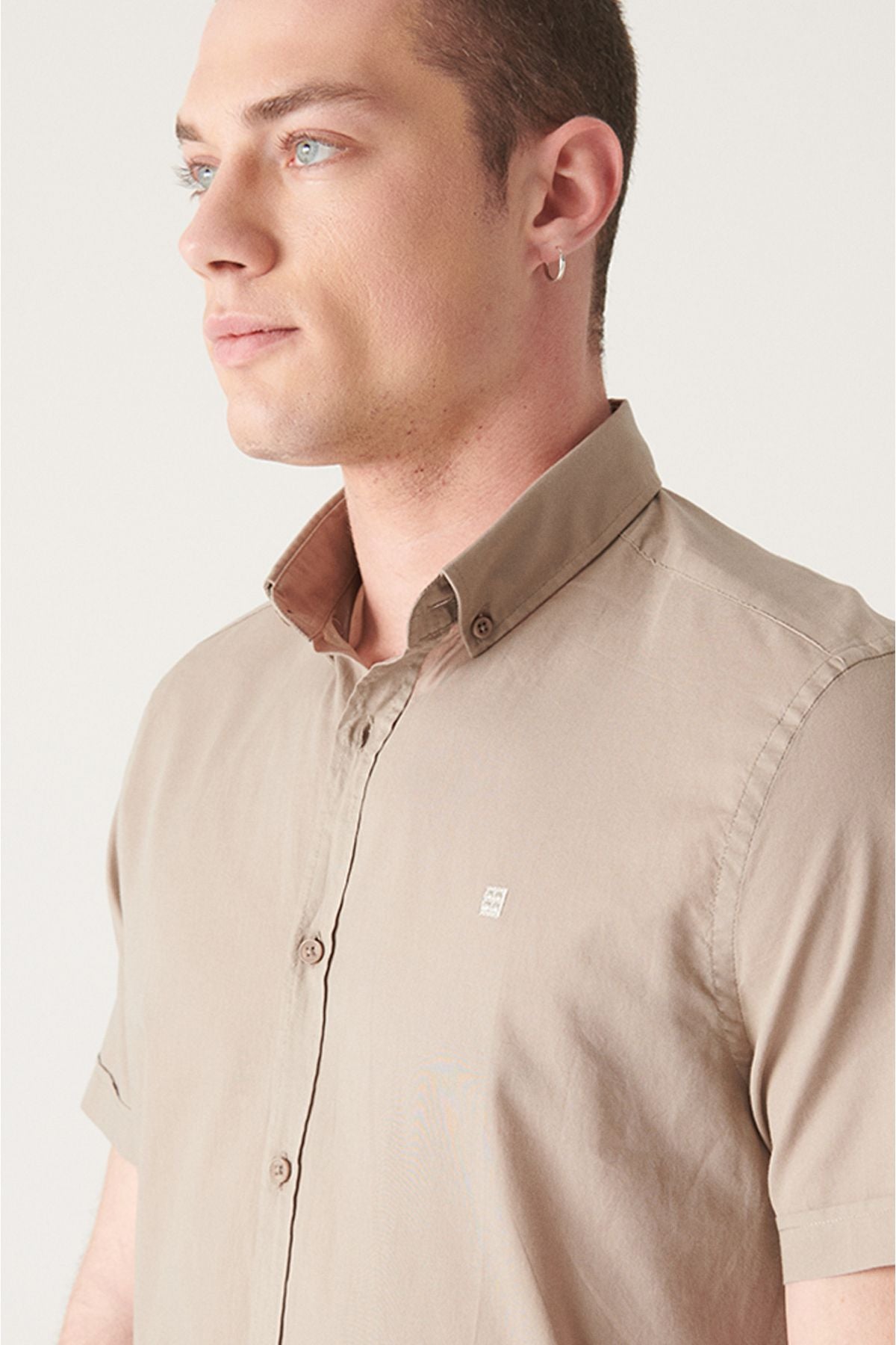 Men's mink buttoned collar 100 %cotton soot short sleeve shirt E002210