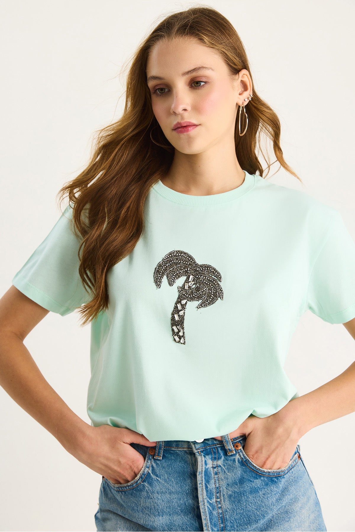Women's 100% Cotton Crew Neck Comfortable T-Shirt with Palm Tree Stone Accessories 60602067