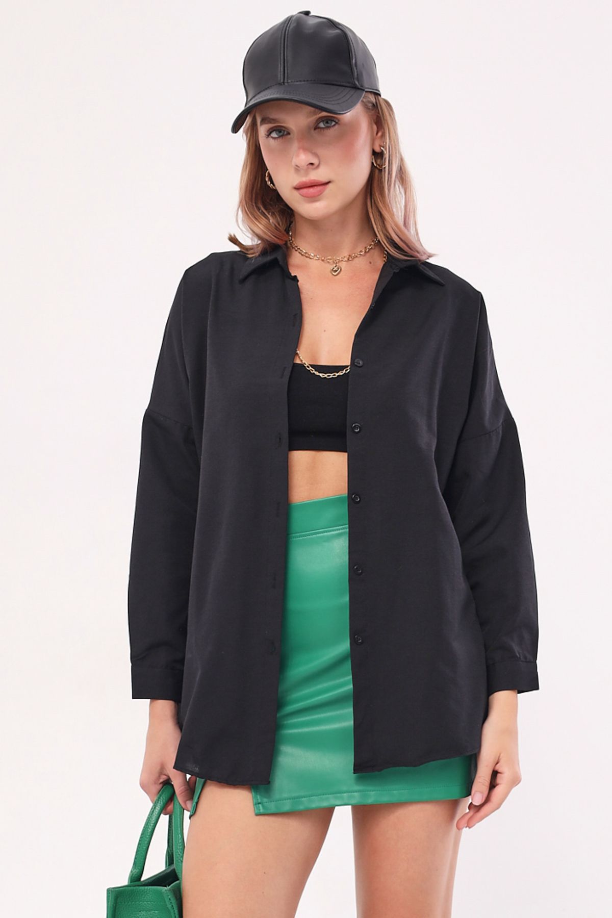 Woman Black Oversize Long Basic Shirt ARM-22Y001118