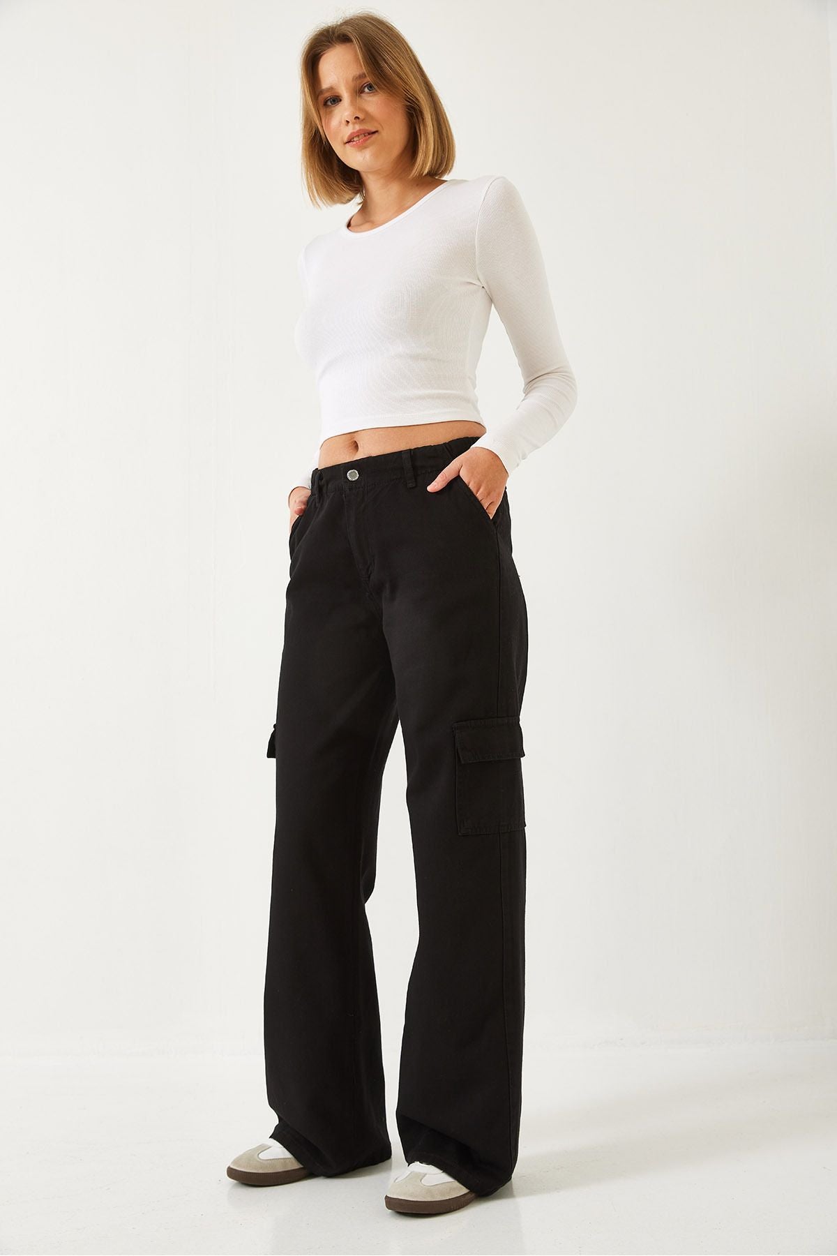 Women's Cargo Pocket Waist Tire Pants 60261152