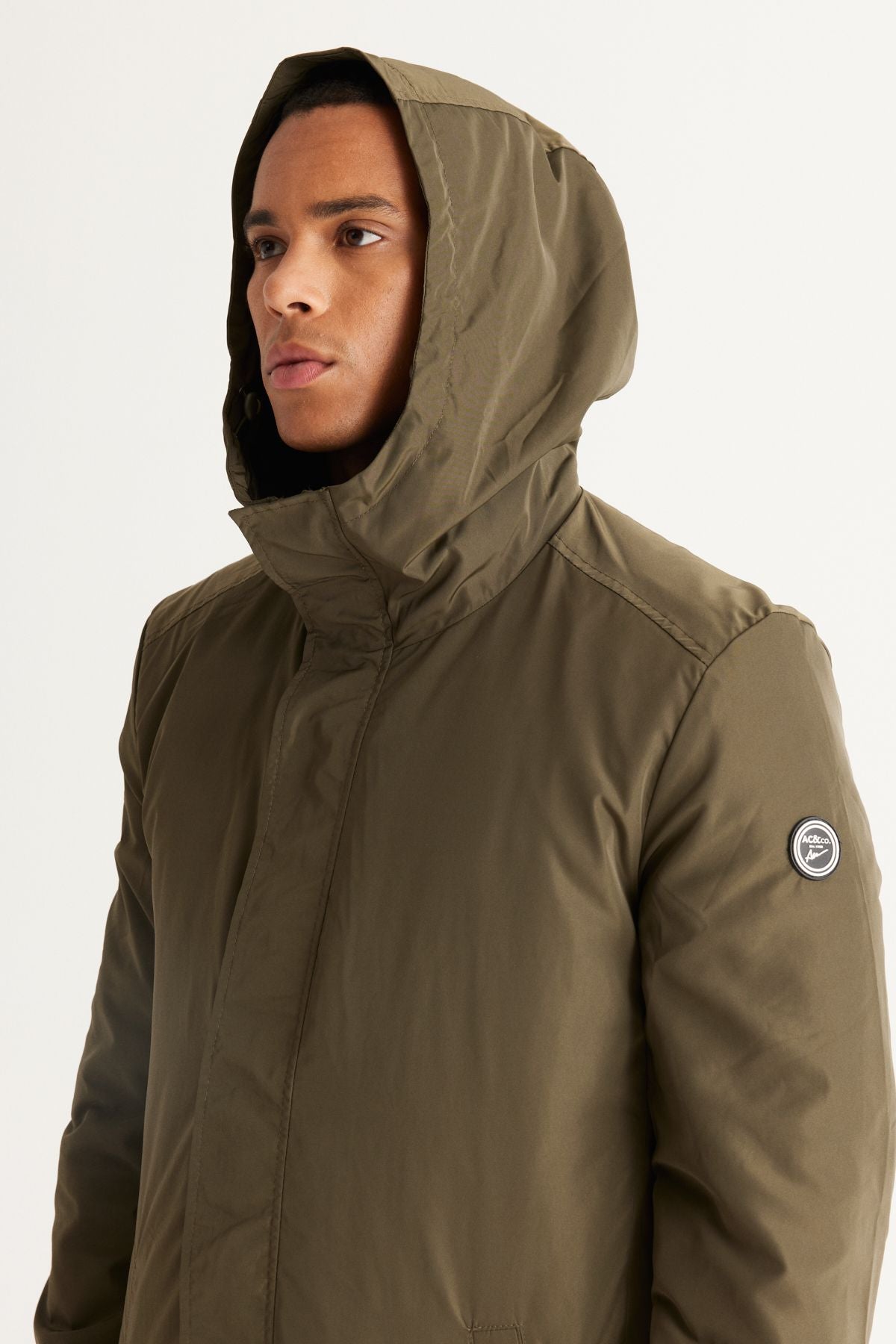 Male Khaki standard fit normal cut windproof hooded upright collar coat trench coat