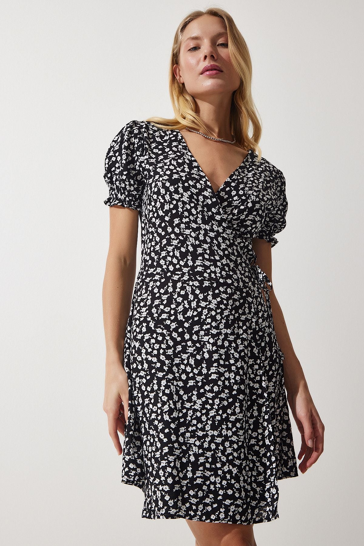 Female black patterned viscose woven dress ub00111