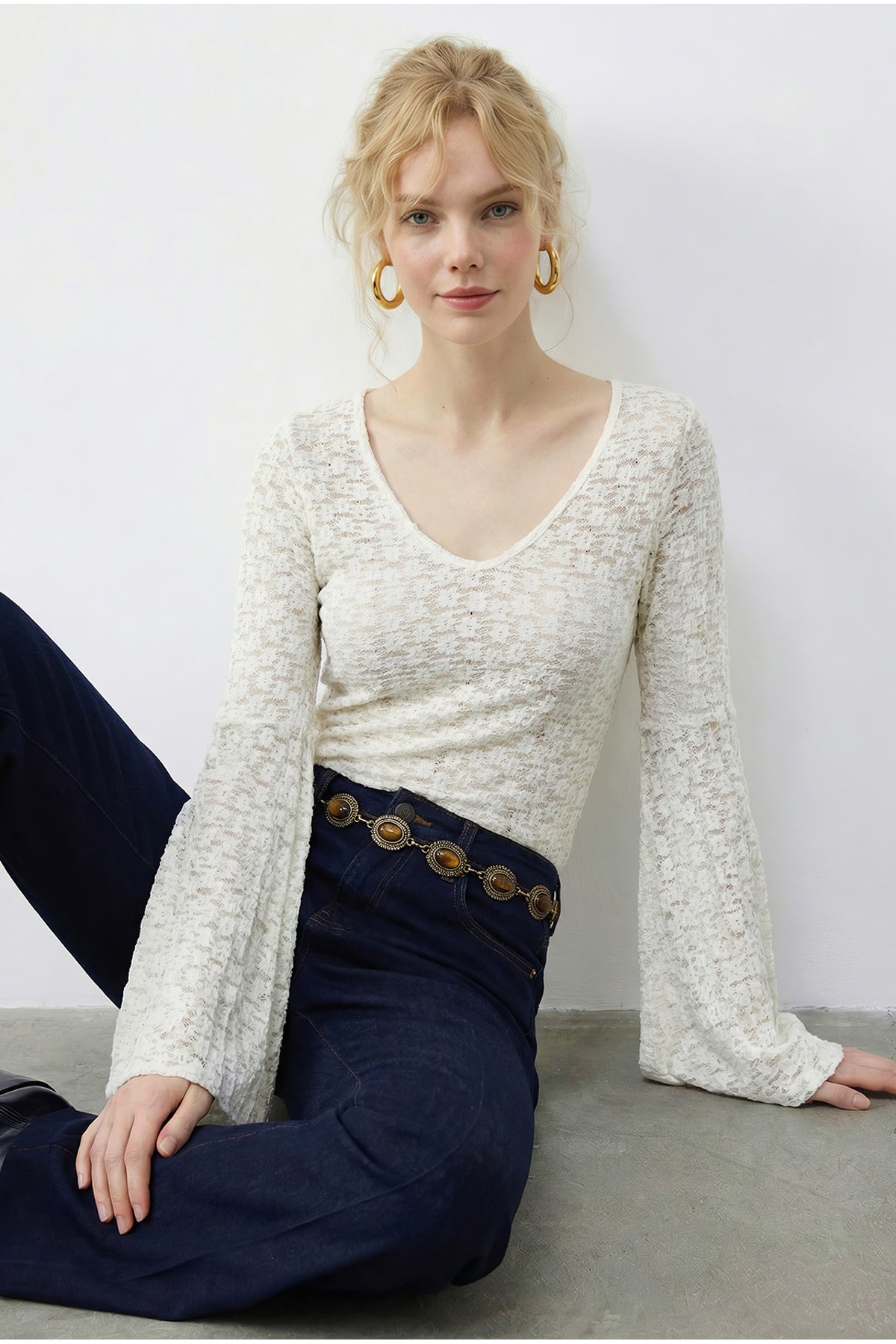 Women's V-Neck Pleat Detailed Spanish Sleeve Transparent Lace Blouse 1051 60283938