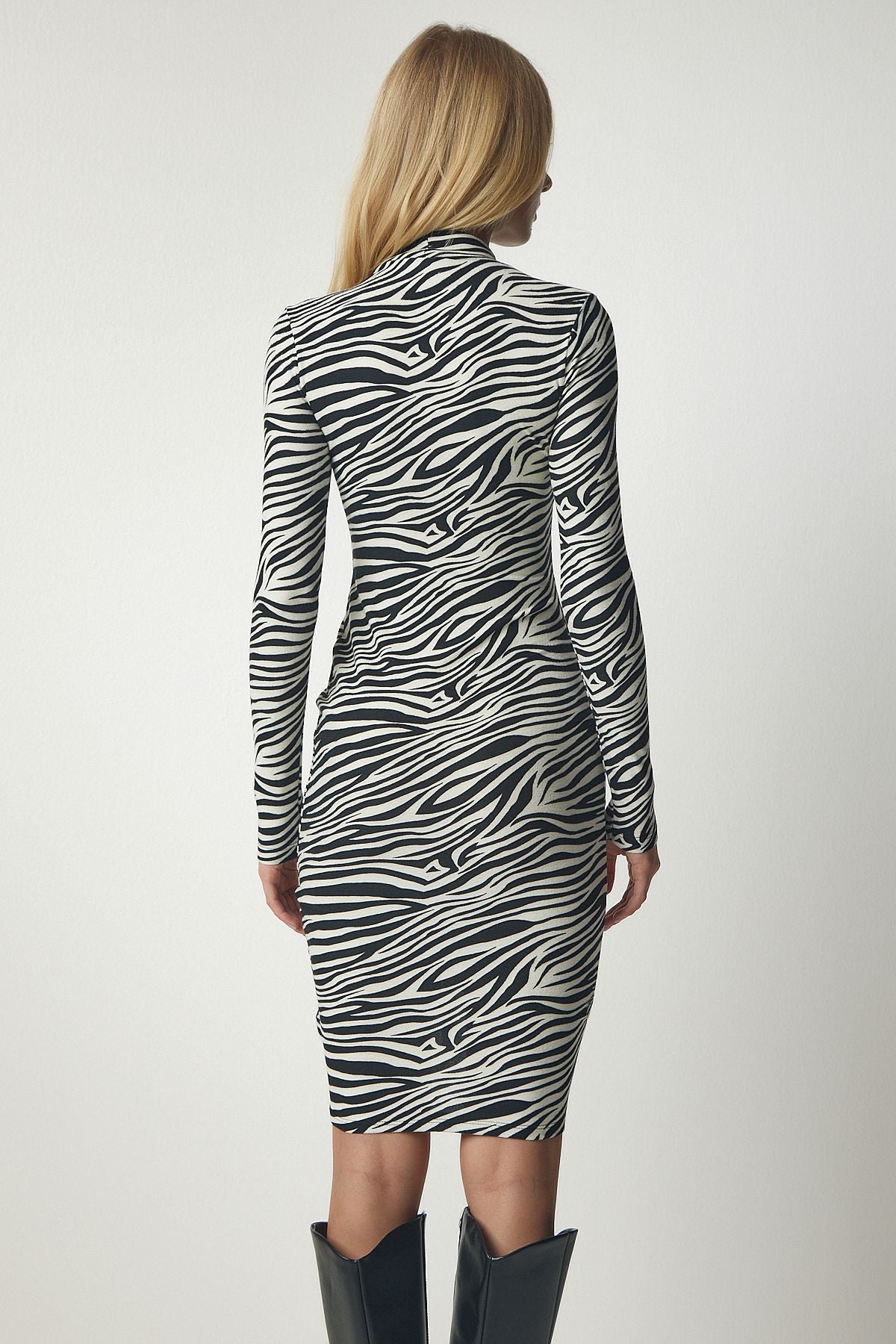 WOMEN'S BLACK CREAM PATTERNED SHIRT DETAILED VISKON DRESS FF00136