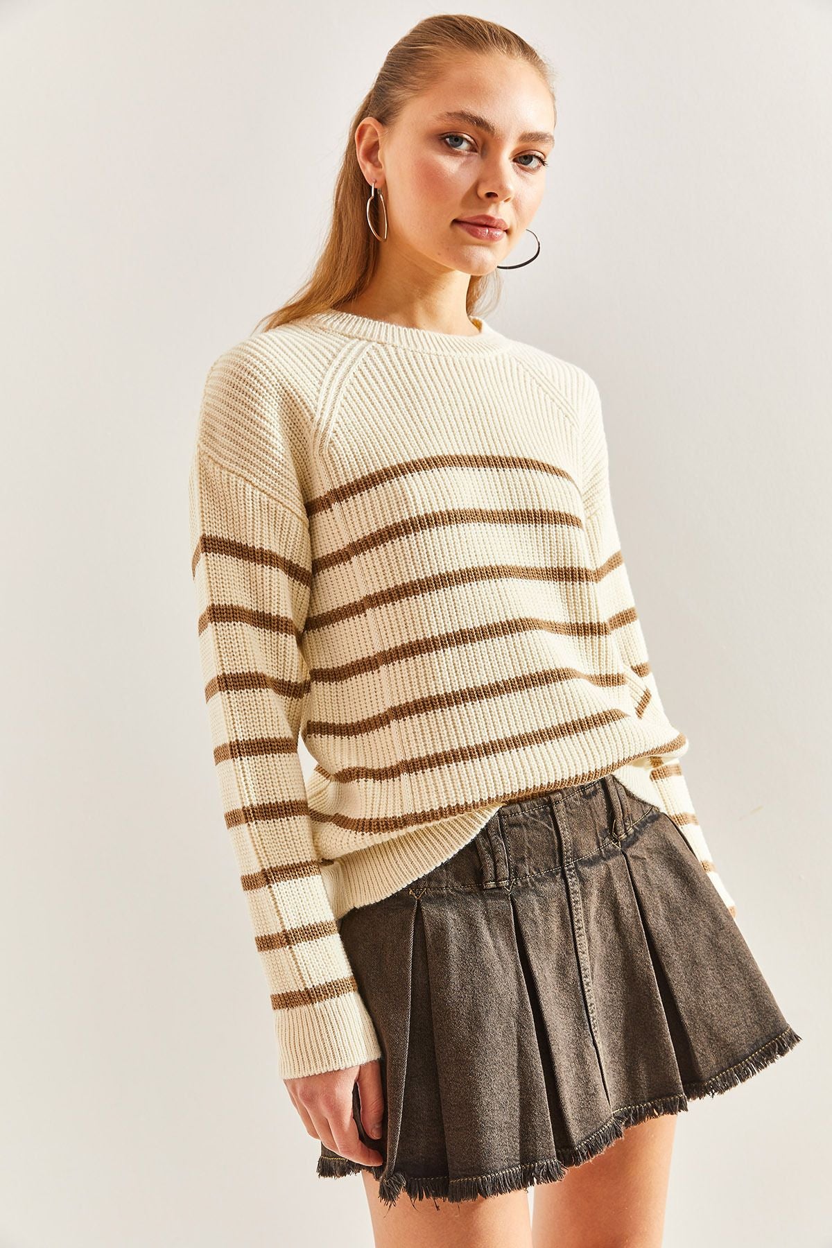 Female striped Thessaloniki braided knitwear sweater