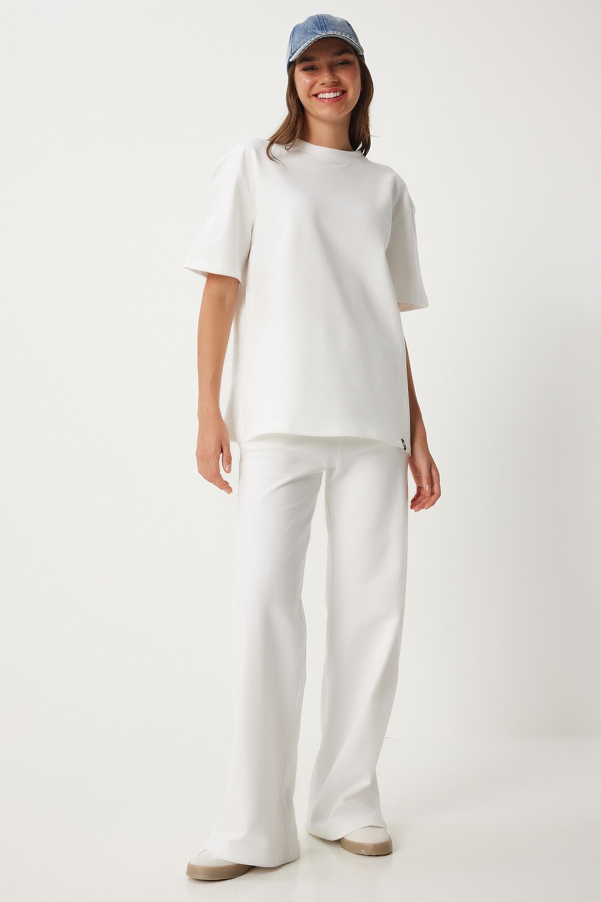 Woman White T-Shirt Knitting Satriages FN03273