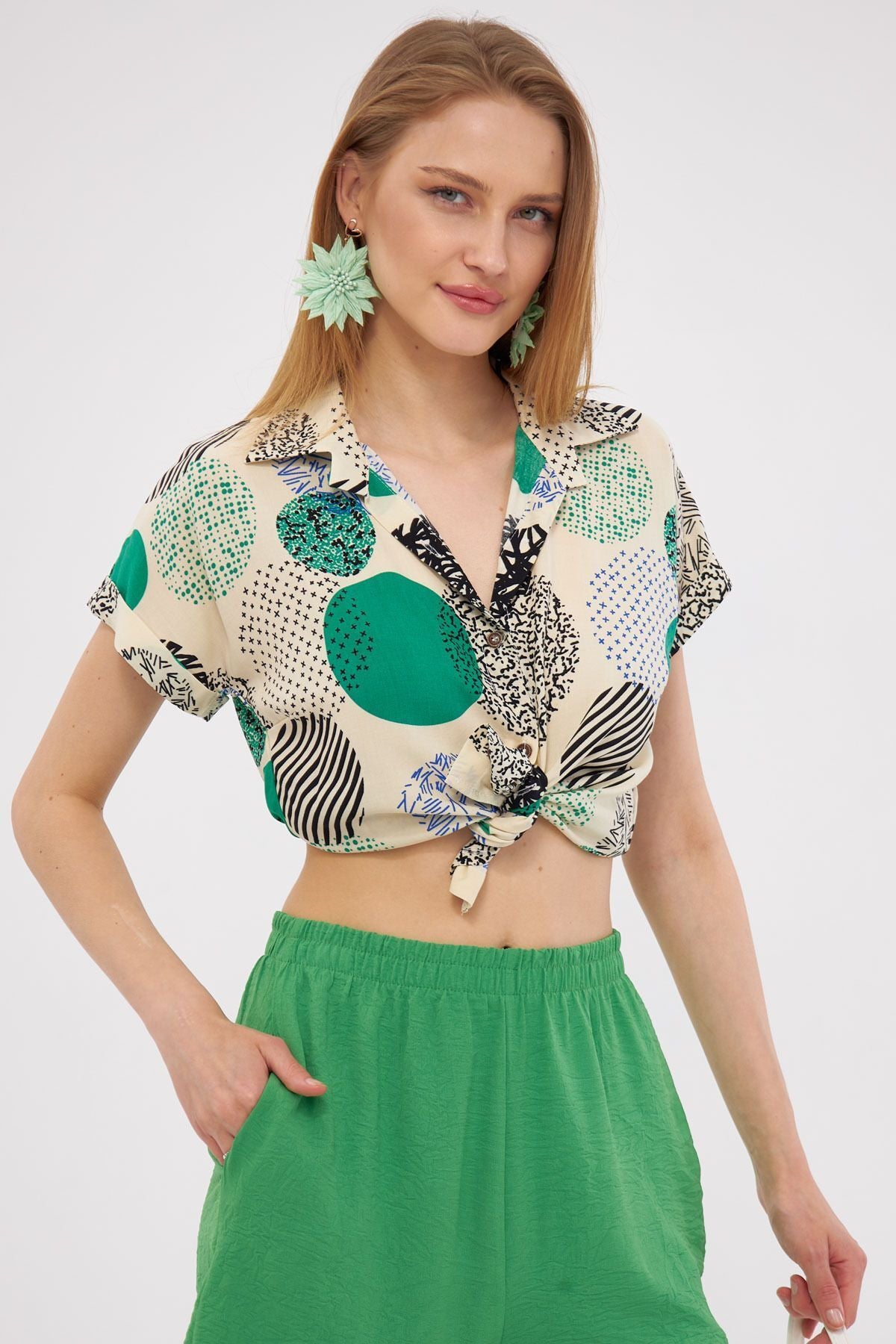 Female Green Patterned Short Sleeve Shirt ARM-221052