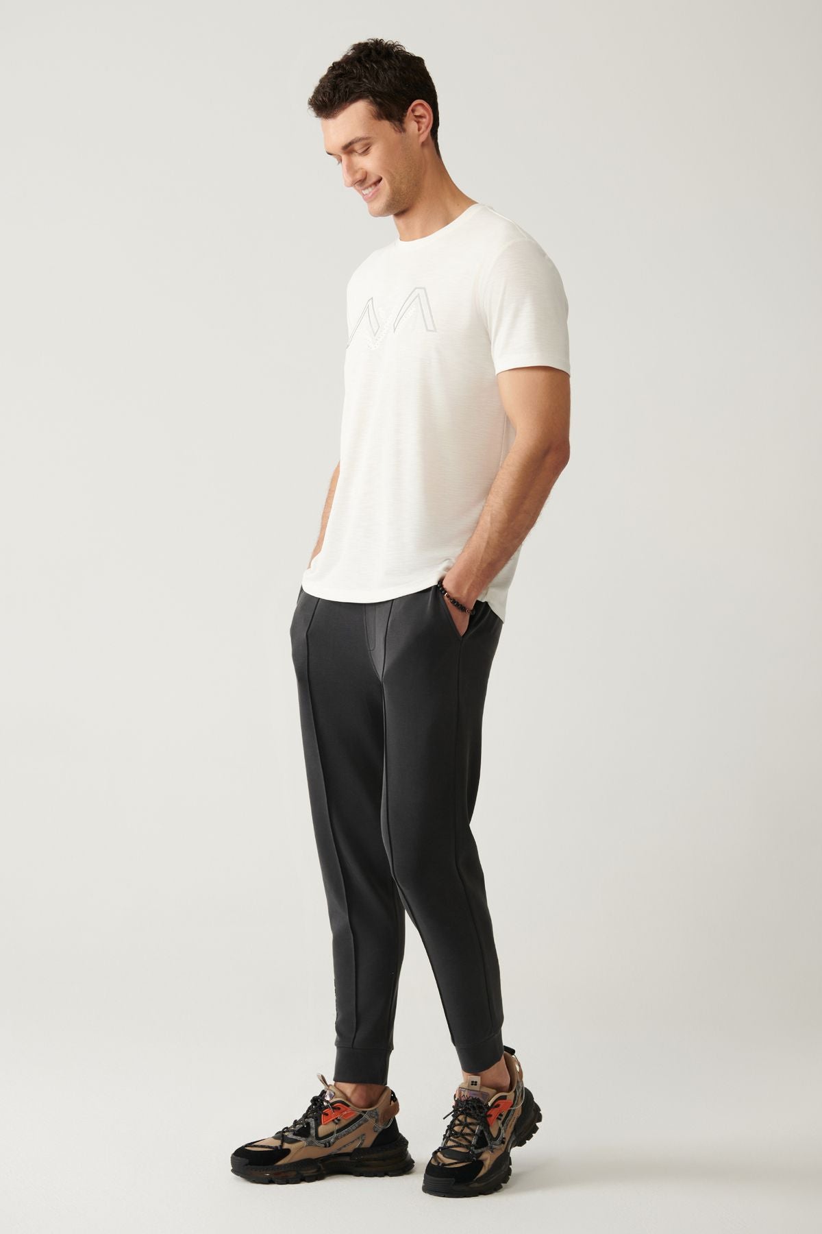 Men's anthracit Soft Touch Nervure Service Six A41y3400