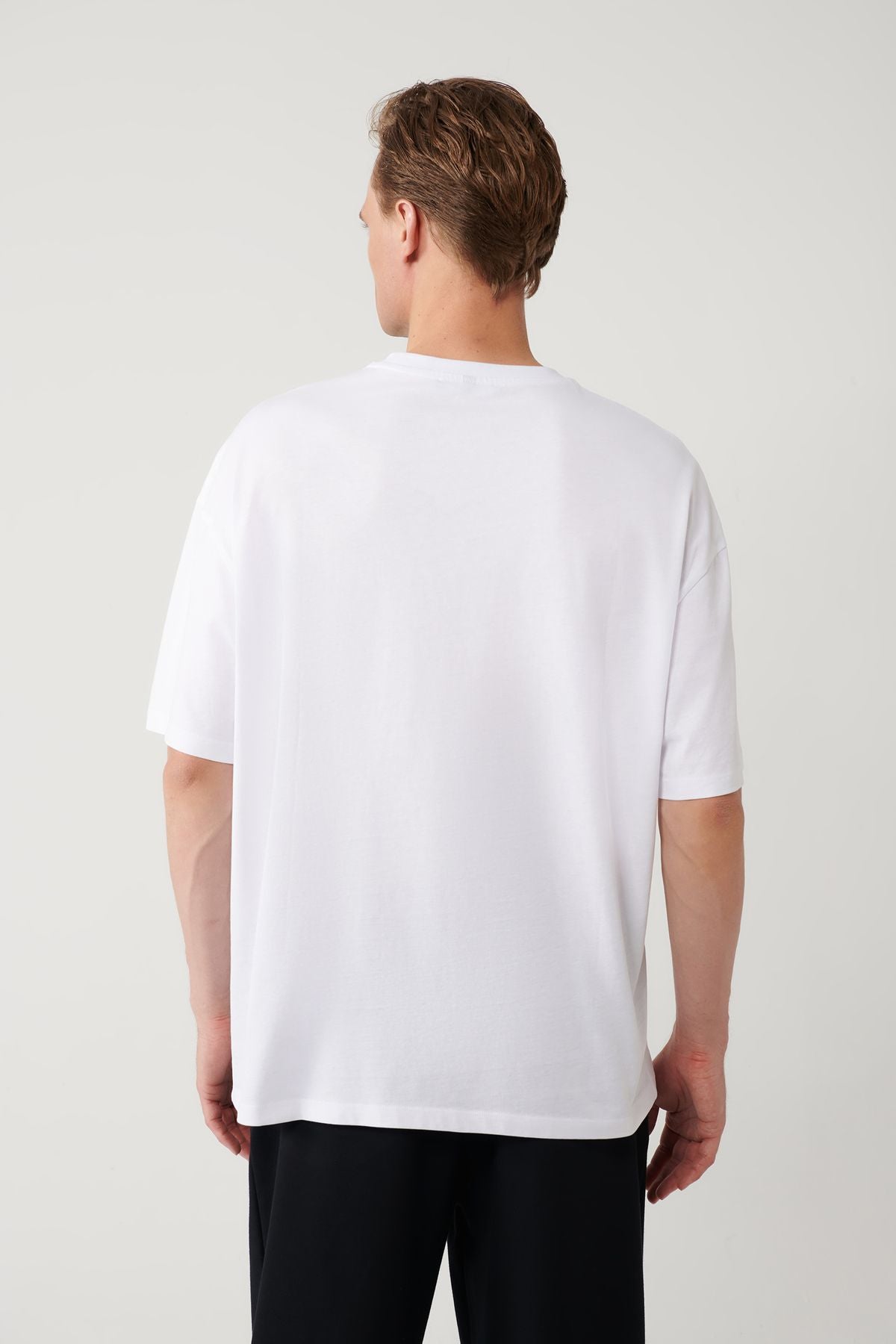 Men's White 100 %Cotton Bicycle Collar Printed T-Shirt A41y1173