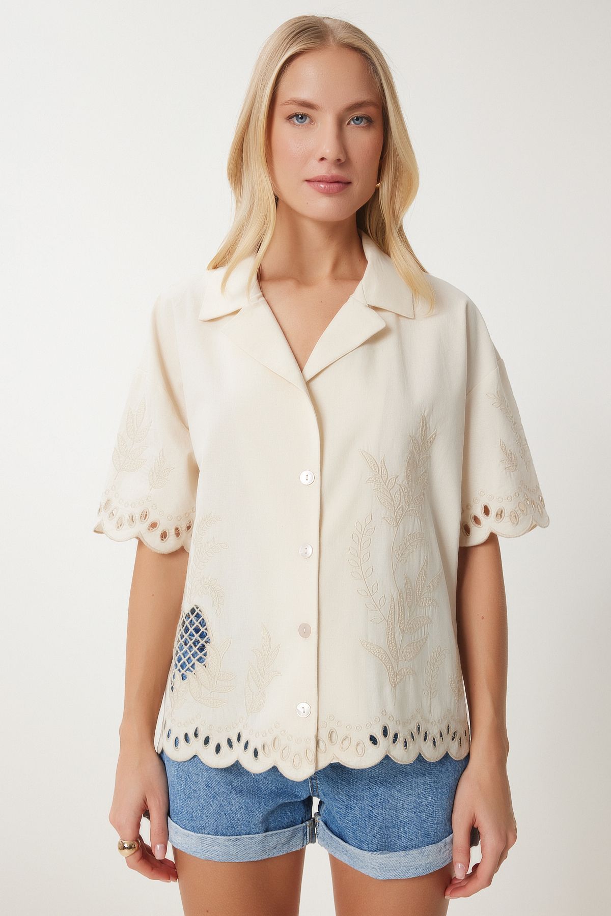 Women's Cream Romantic Embroidered Linen Shirt QS00011