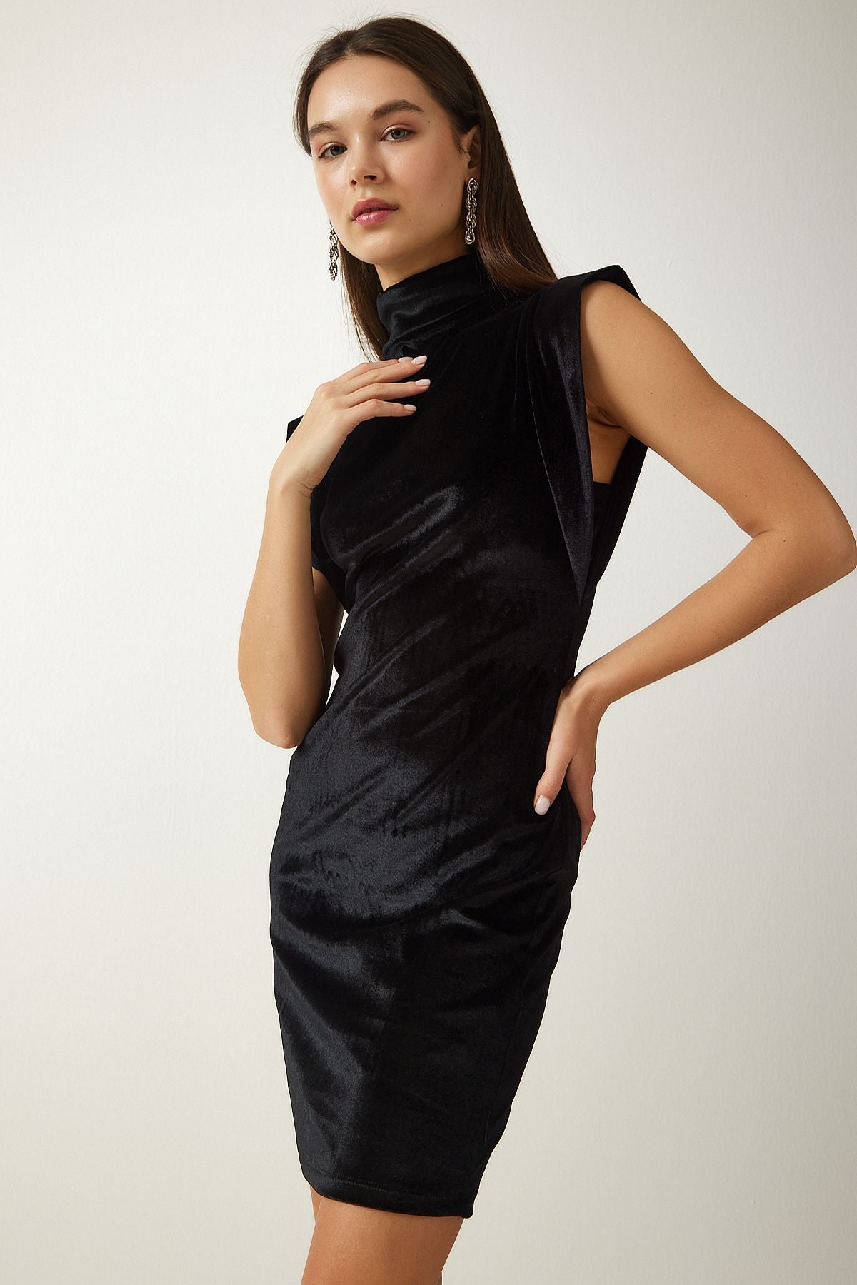 Woman black upright collar stylish velvet dress mc00251