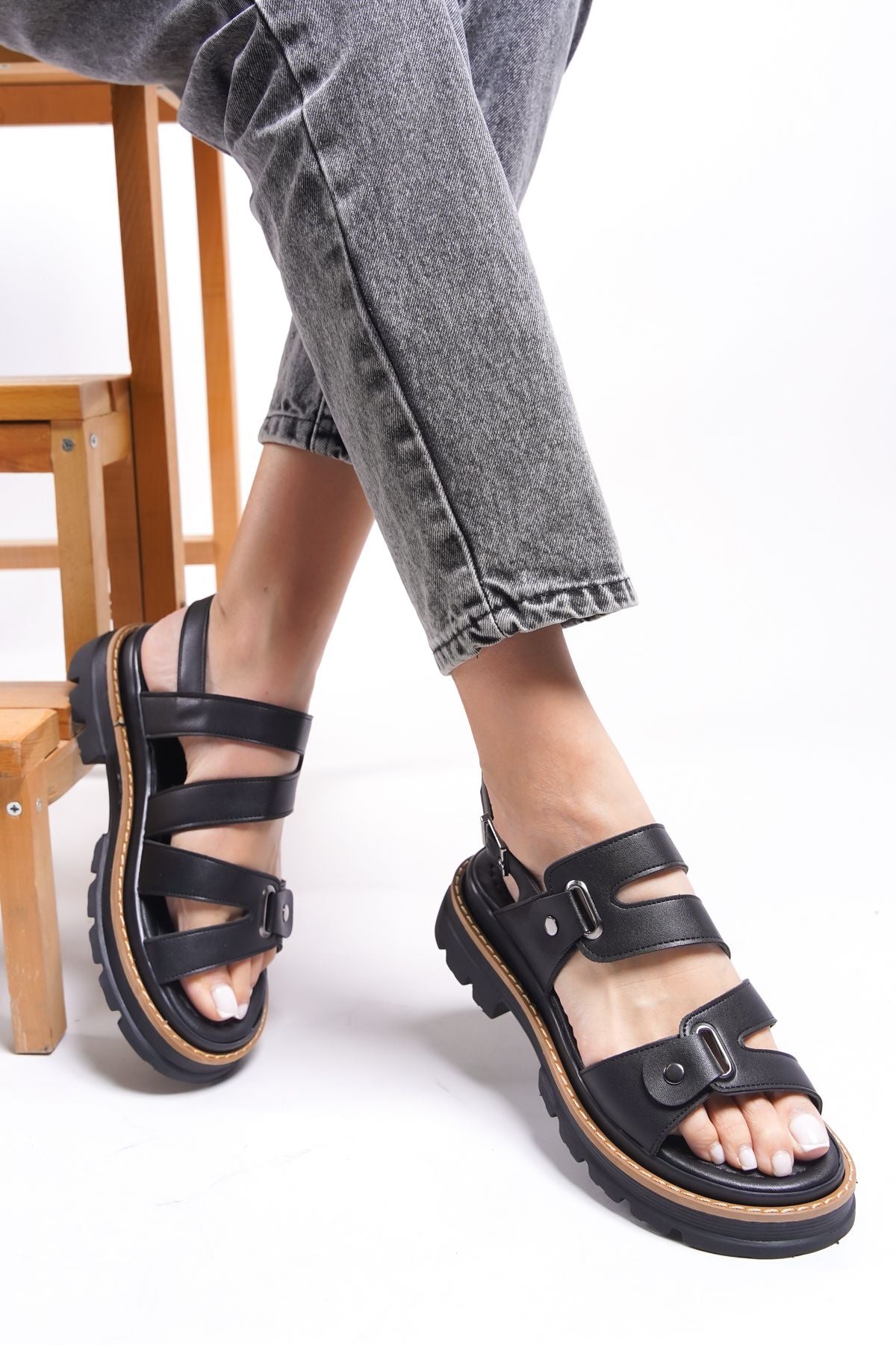 Lefenaes Woman Sandals 0012755 Black