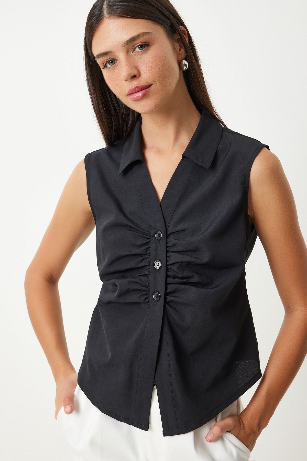 Female black shirring detailed sleeveless shirt UL00030