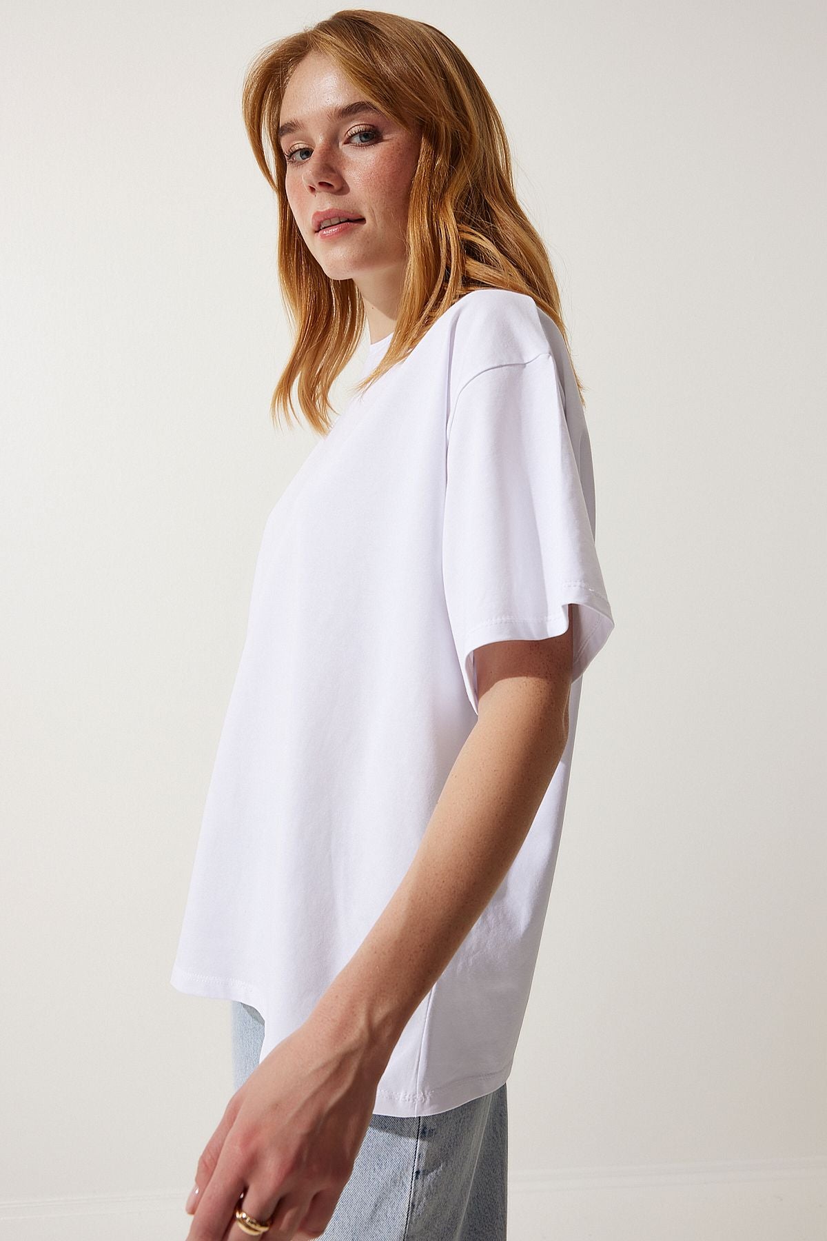 Woman White Basic Oversize Knitting T-Shirt HW00007
