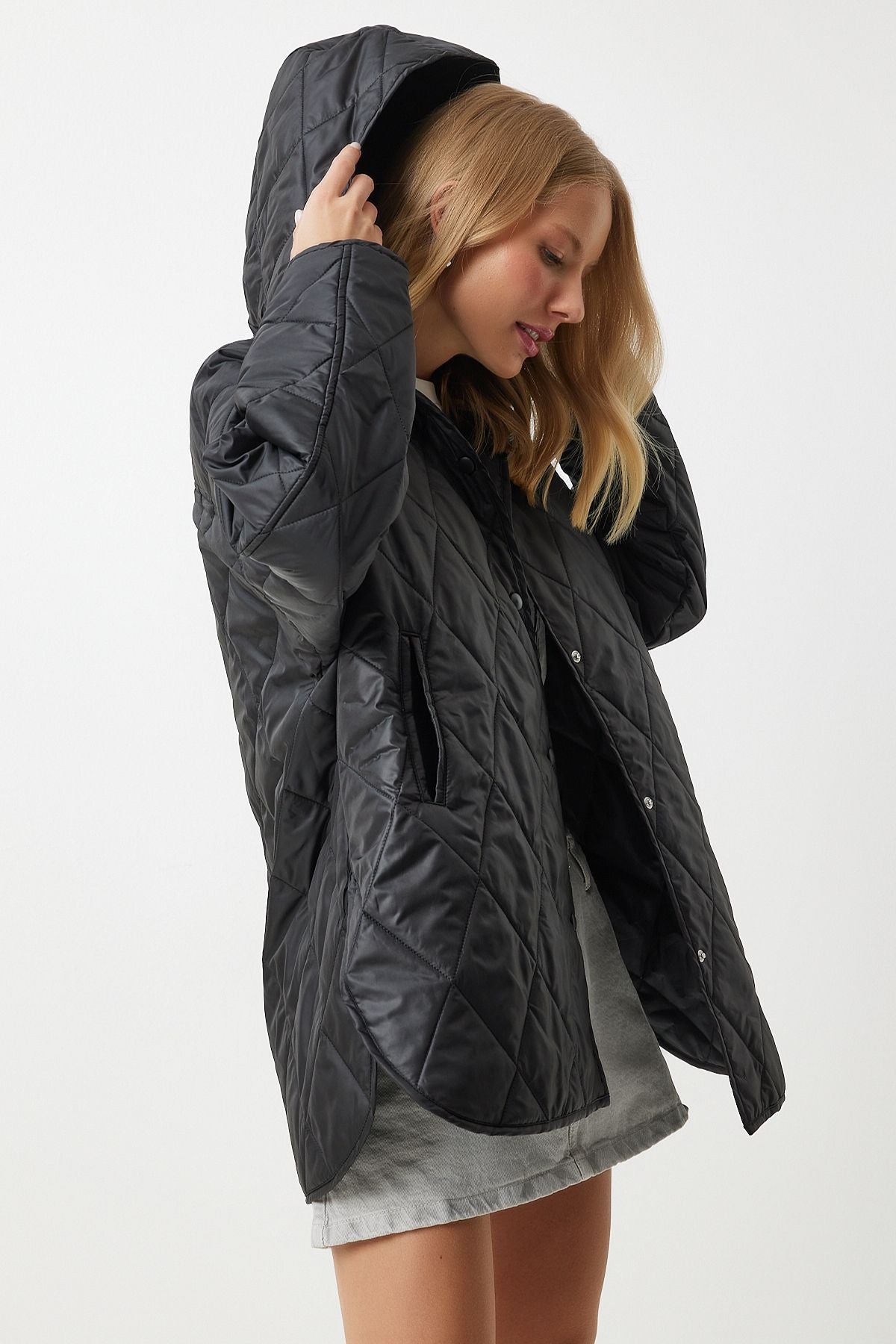 Female black hooded quilted oversize coat FN02905
