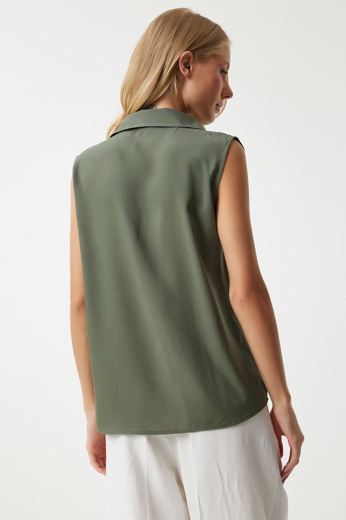 Woman Khaki Sleeveless viscose shirt to00129