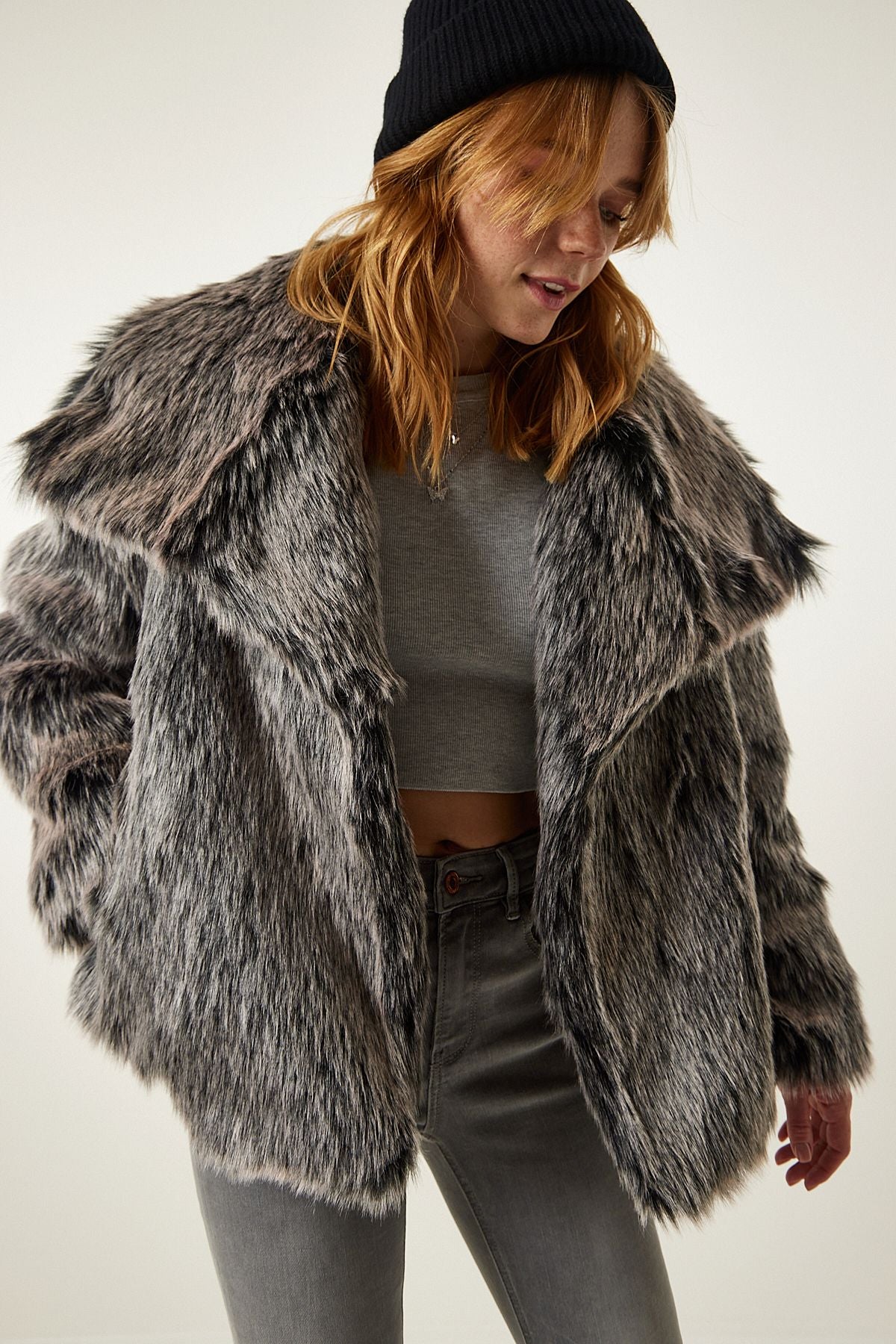 Gray Premium wide collar artificial fur jacket FN03169