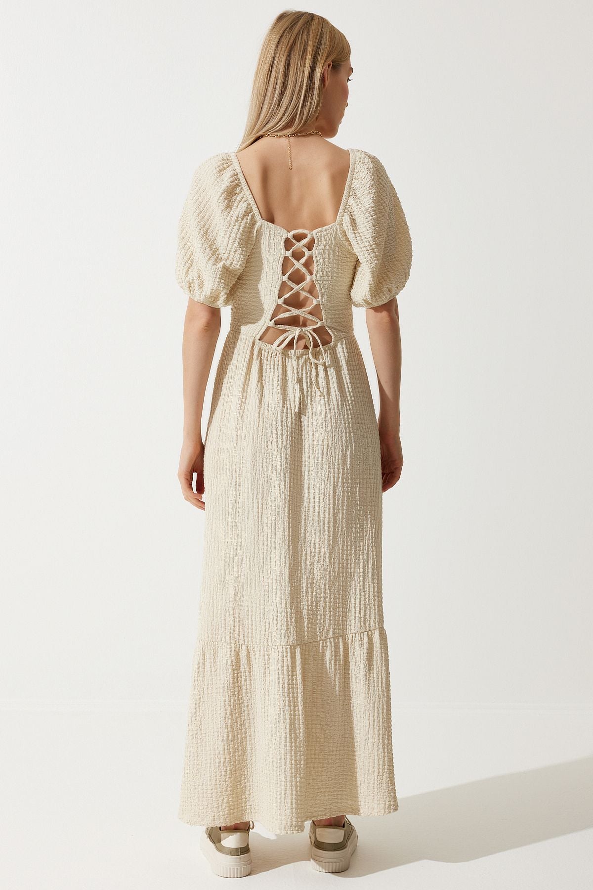 Woman Vanilla Heart Neckline Summer Knitting Dress UB00050