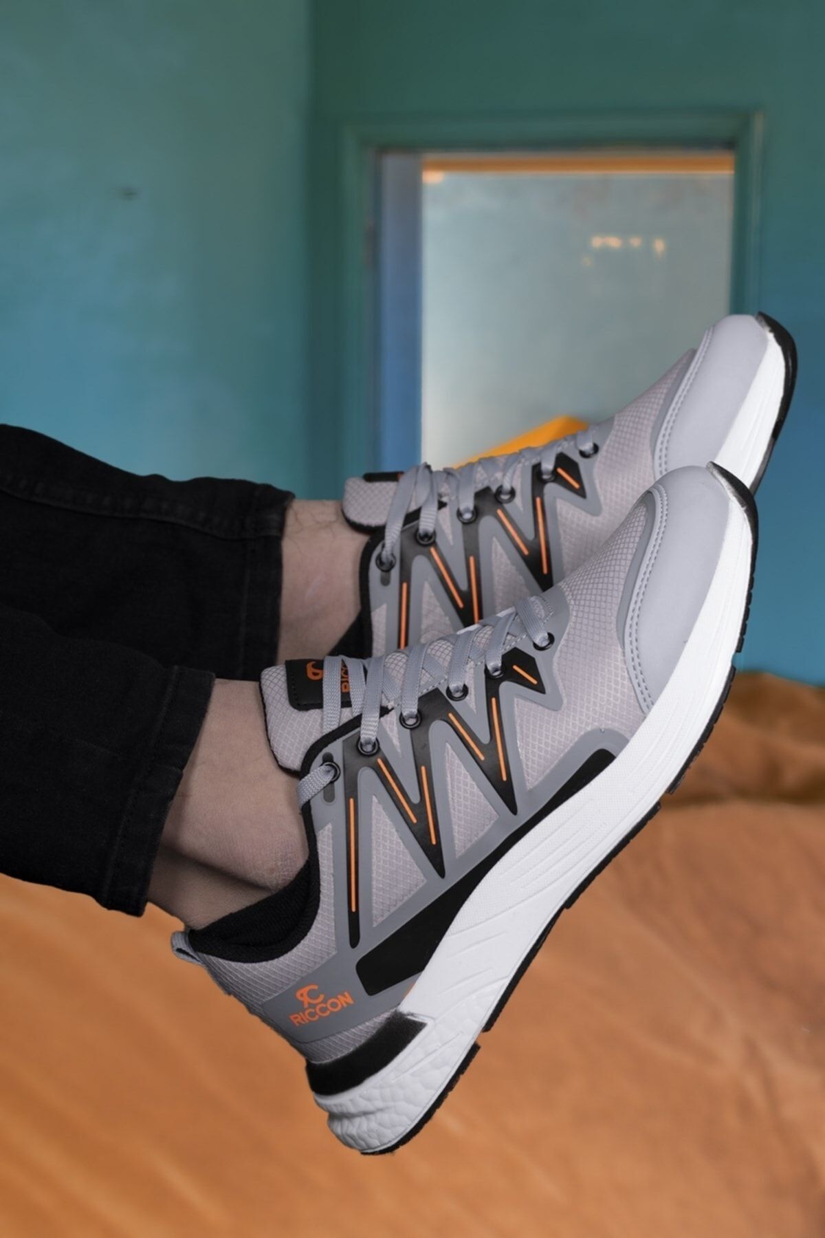 Gray Orange Men's Sneaker 0012301