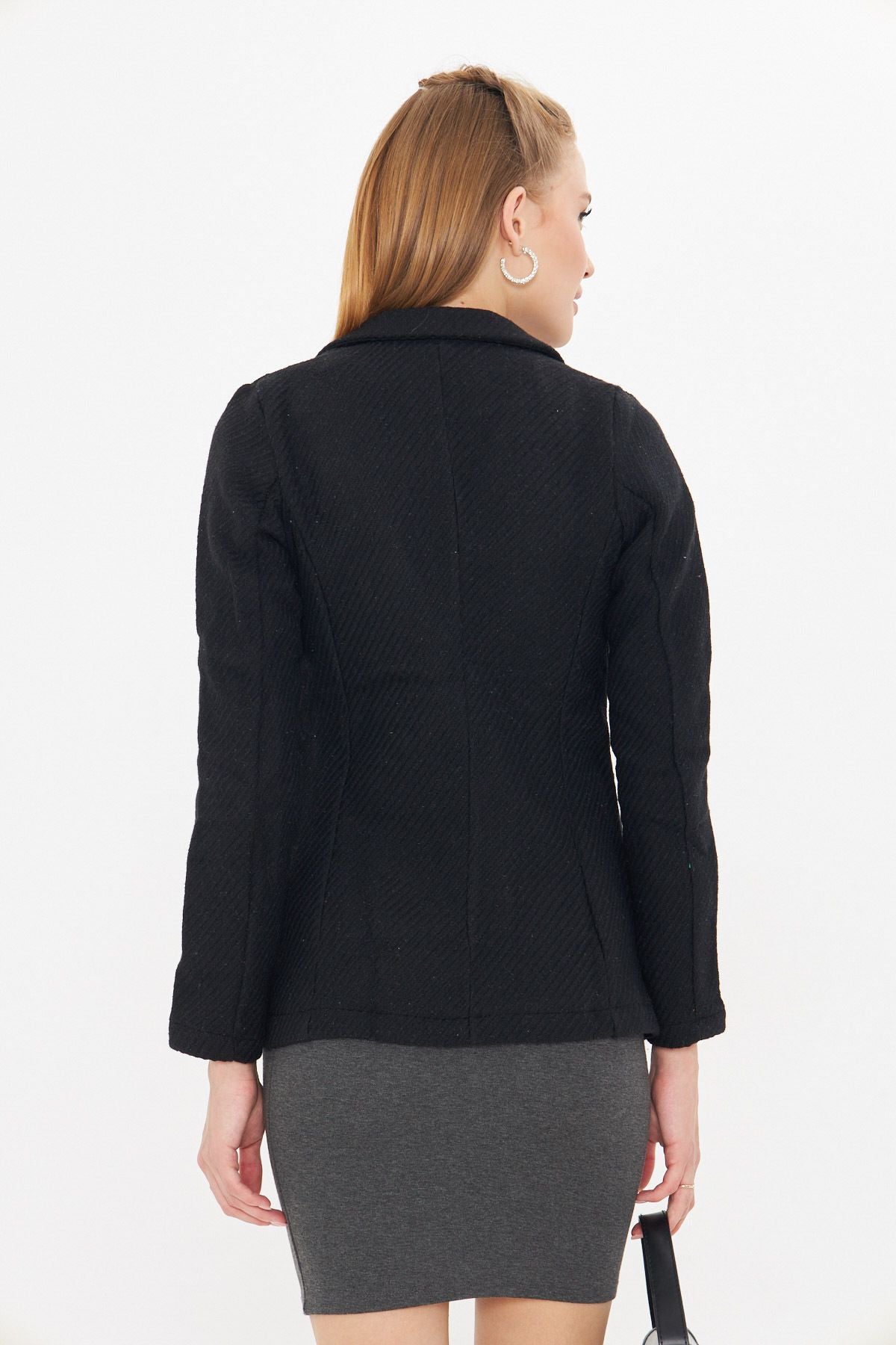 Four buttoned stamp jacket with female black line pattern ARM-24K001037