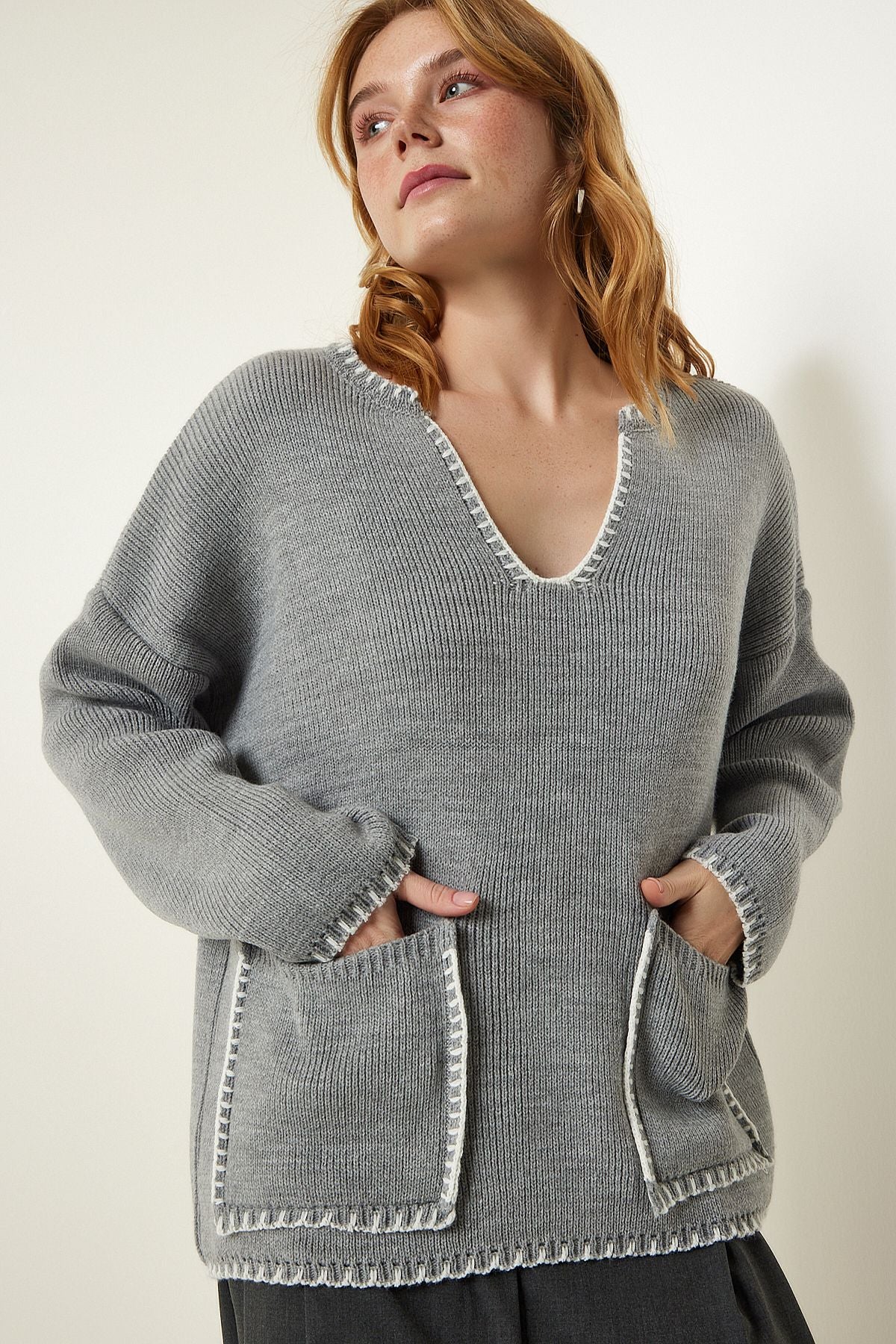 Women's gray sewing detailed pocket knitwear sweater pf00047