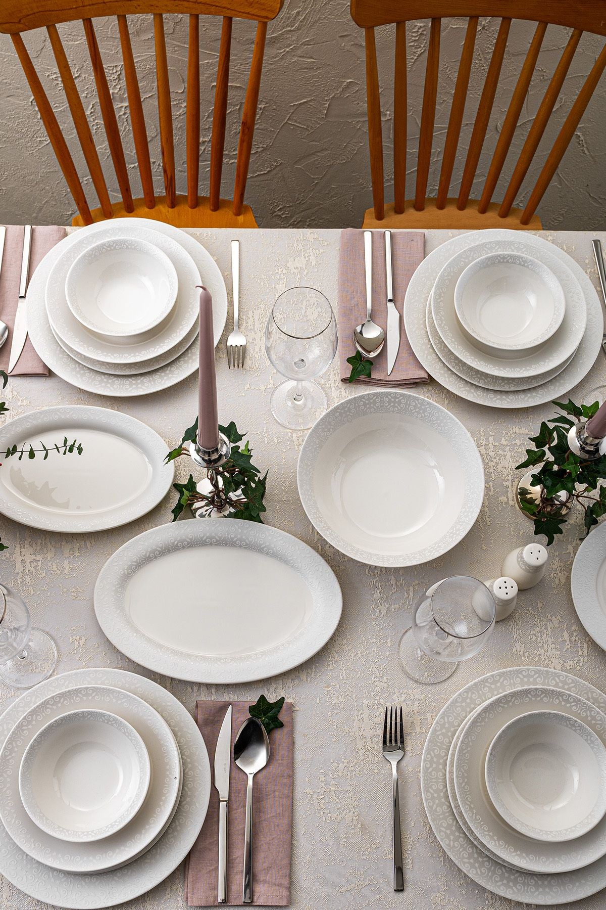 New Bone Margot 56 Piece 12 Person Dinner Set