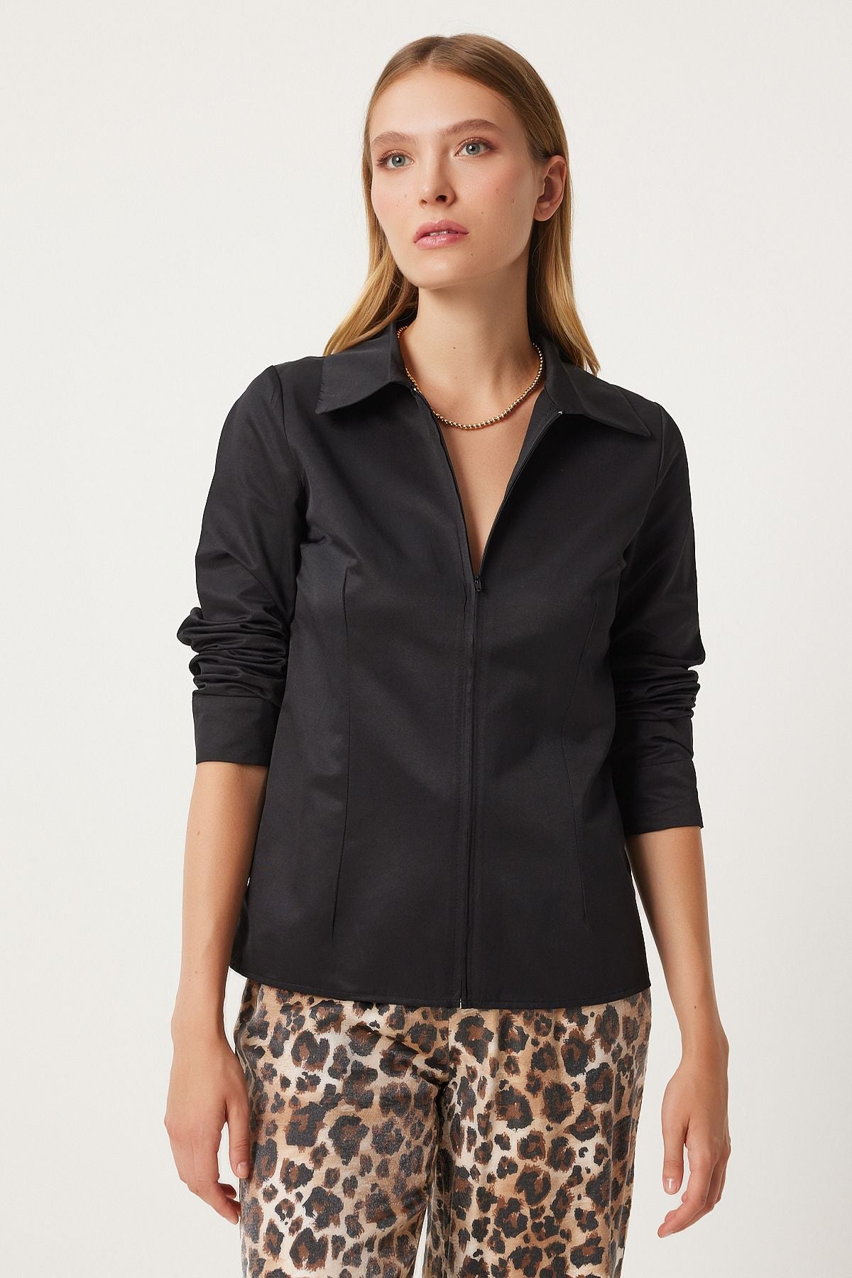 Female Black Zipper Comfortable Shirt FN03242