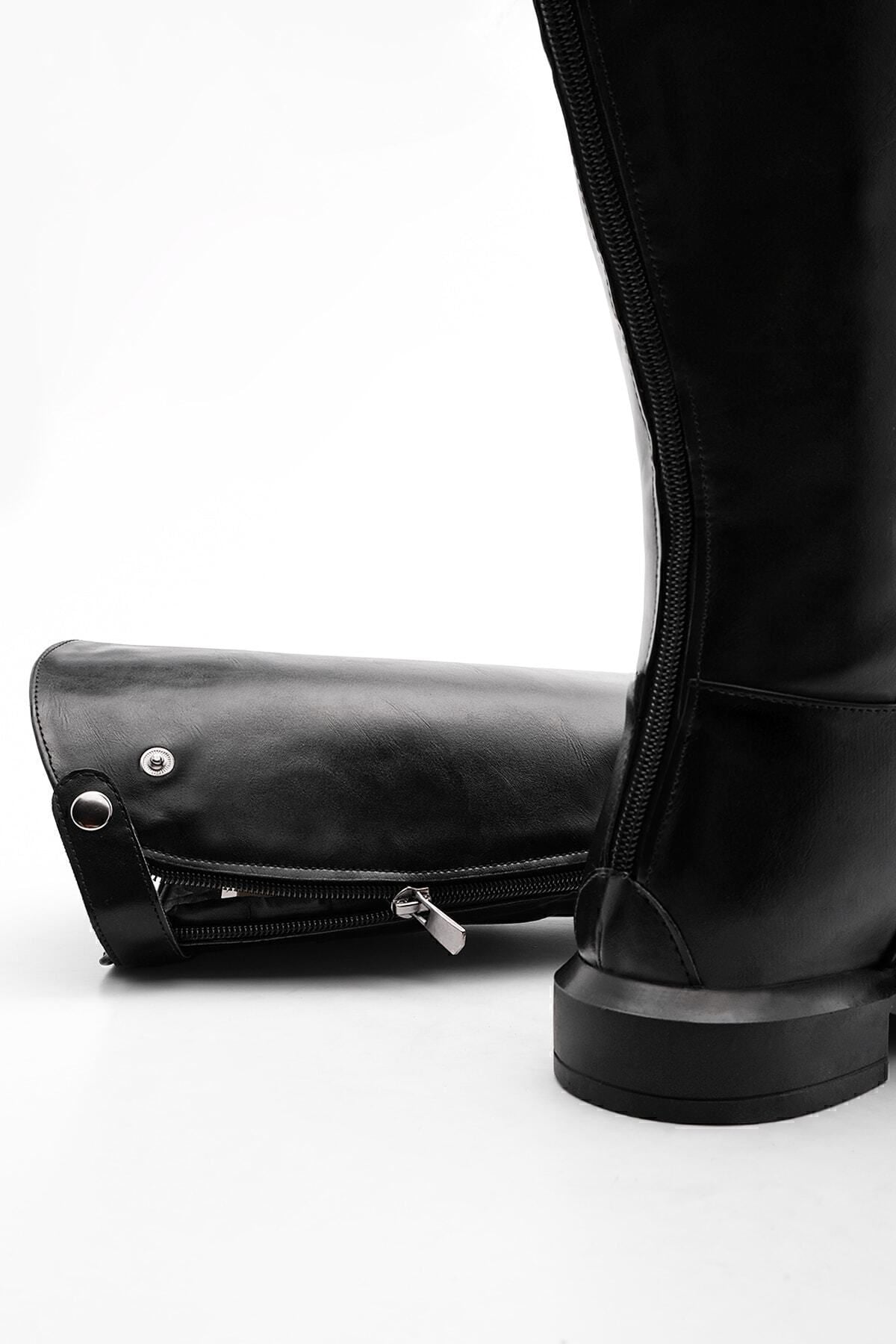 Women's Daily Boots Milana Black with zipper from behind.