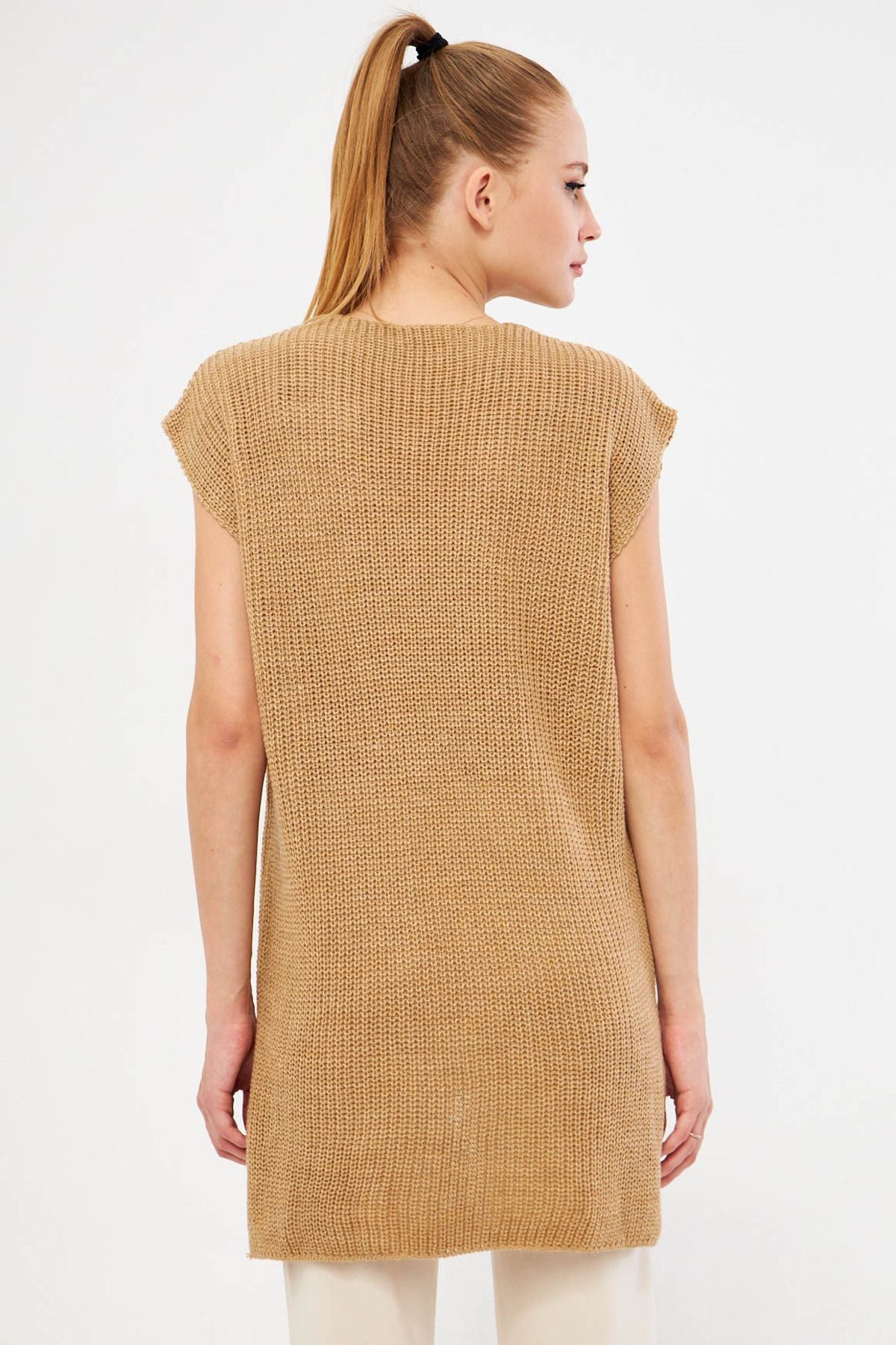 Female mink v neck front short back long sweater ARM-24K069004
