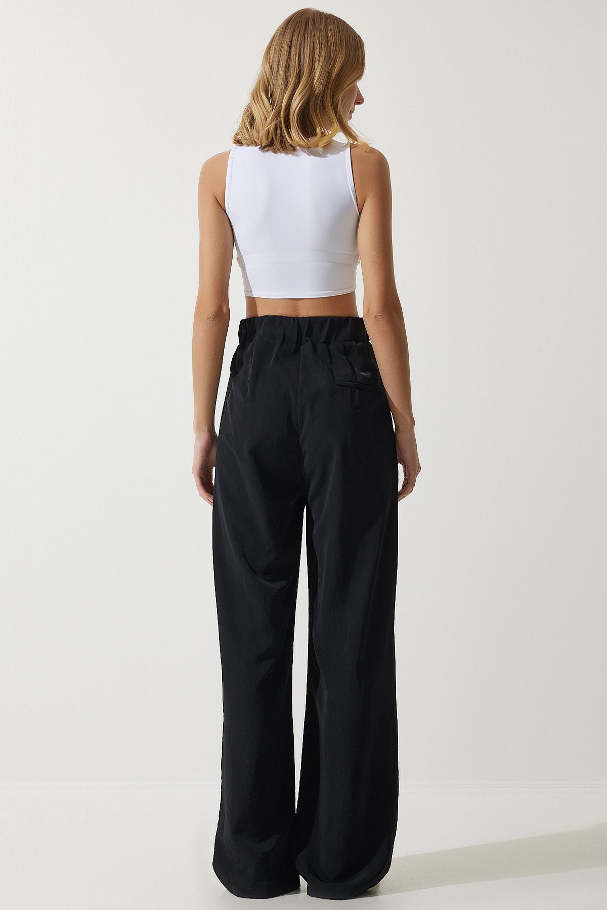 Female Black Waist Calcar Call Closed Palazzo Trousers RV00184
