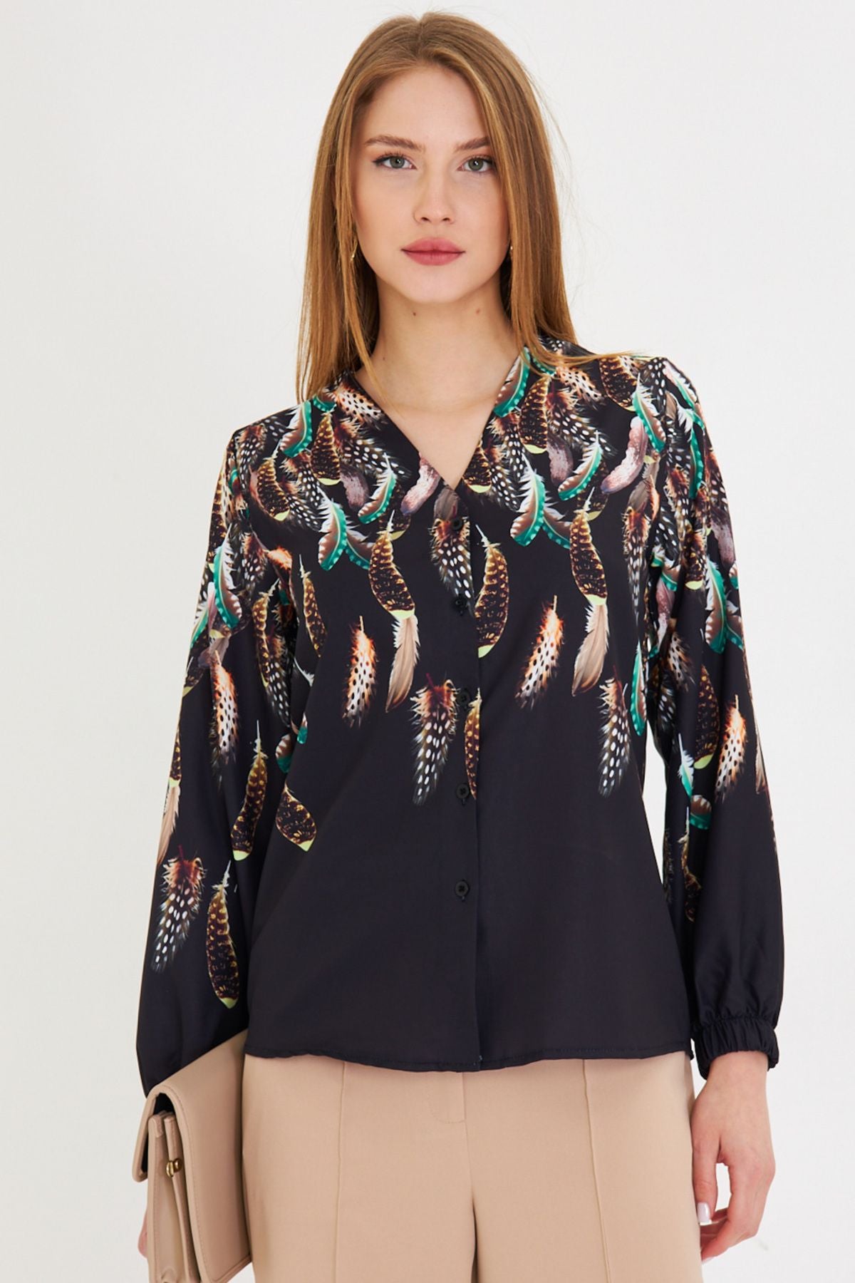 Female Green Arms with Eastern Patterned Shirt ARM-25Y001014