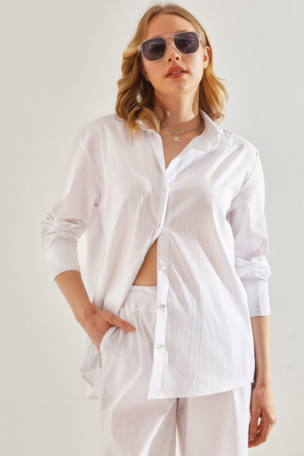 Woman bright striped poplin fabric shirt 60221022